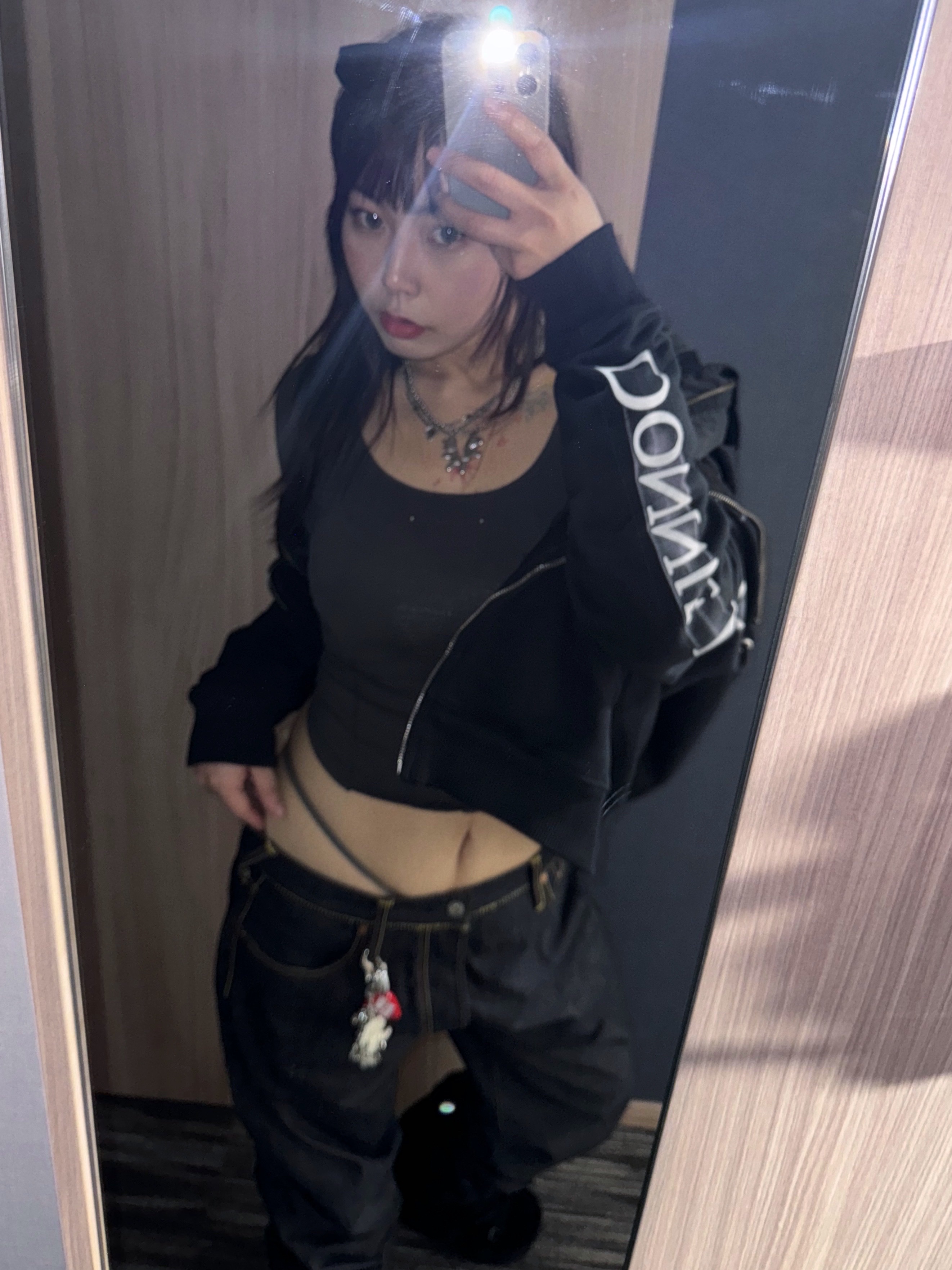 Human Made Heart Keyring Red, Thisisneverthat x Grateful Dead Dancing Bears Keychain Silver 착용 스타일 - 3