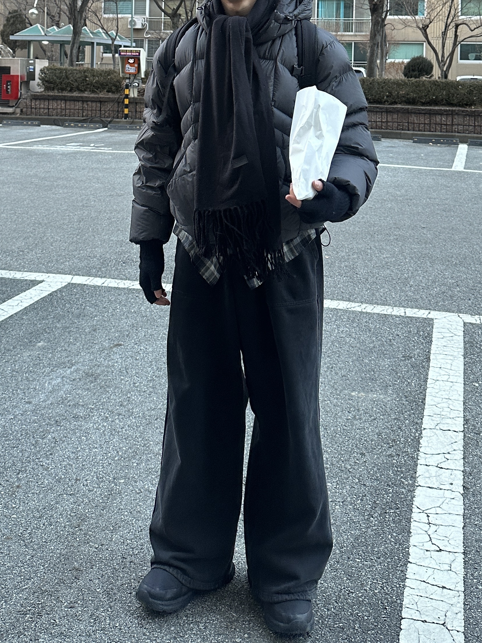 The North Face Goose Down Short Boots Black, Polyteru 1011 Fatigue Sweatpants 1.2v Bleached Black 착용 스타일