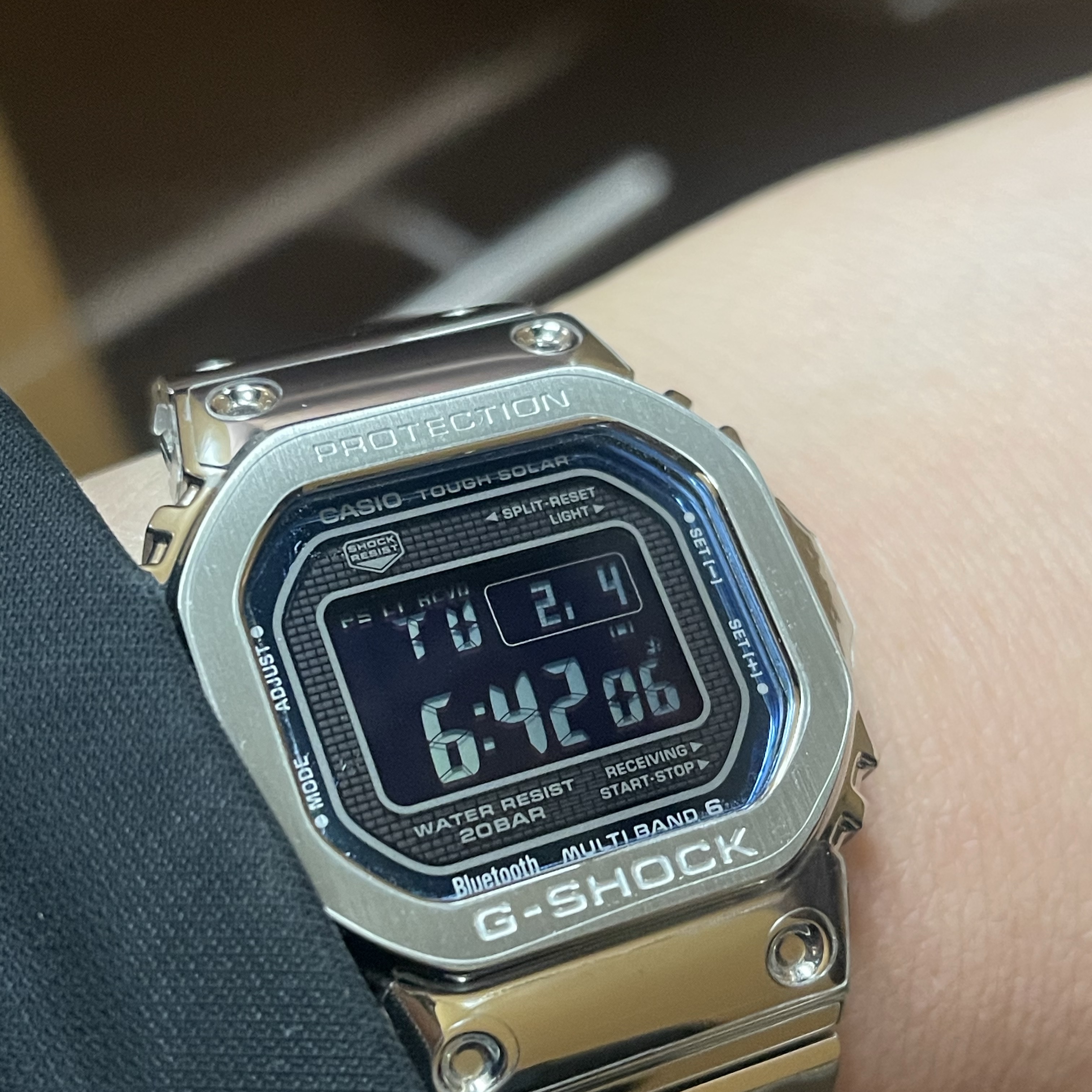 Casio G-Shock GMW-B5000D-2DR 착용 스타일 - 2
