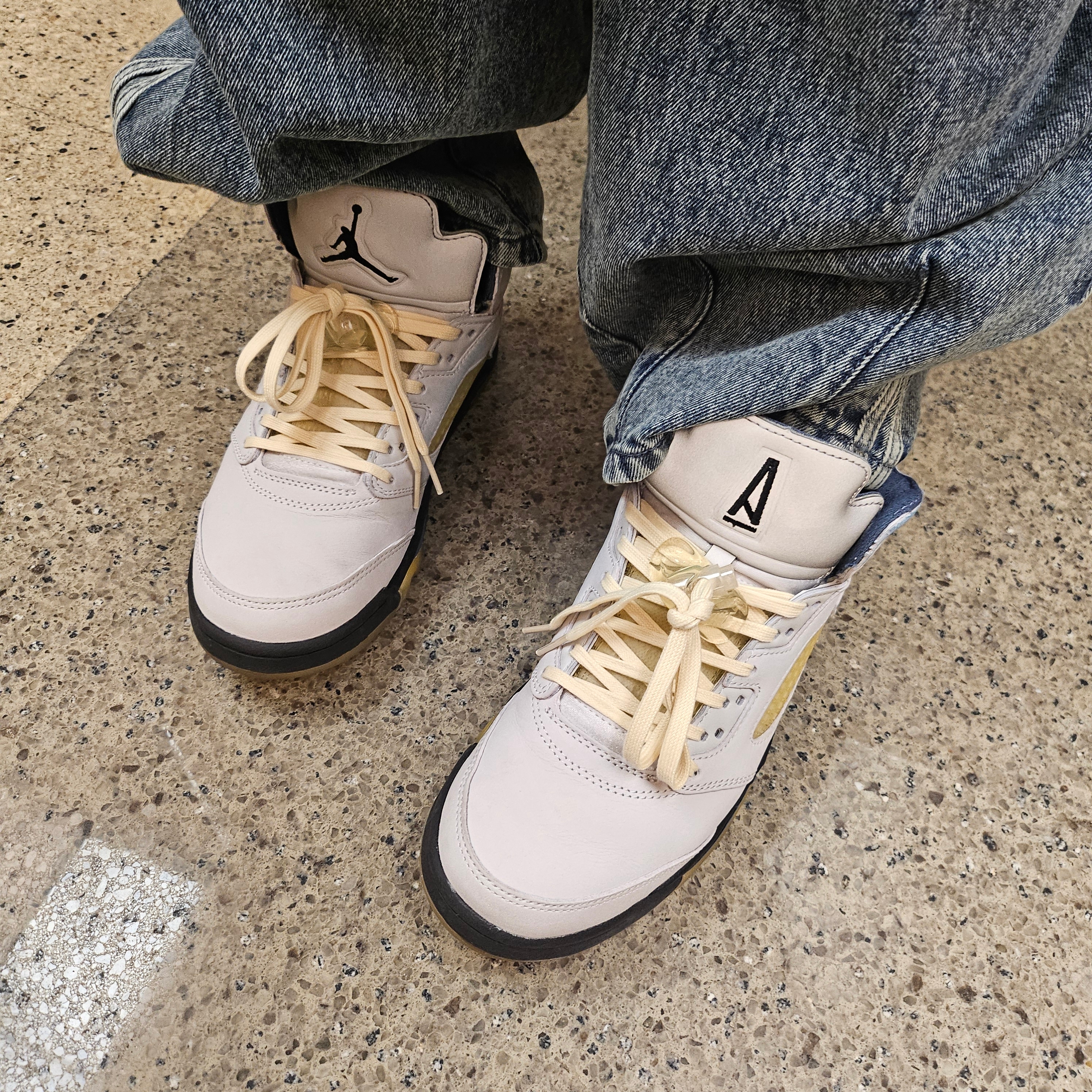 (W) Jordan 5 x A Ma Maniere Retro Dawn, Essentials Hoodie Seafoam - 22SS 착용 스타일 - 6