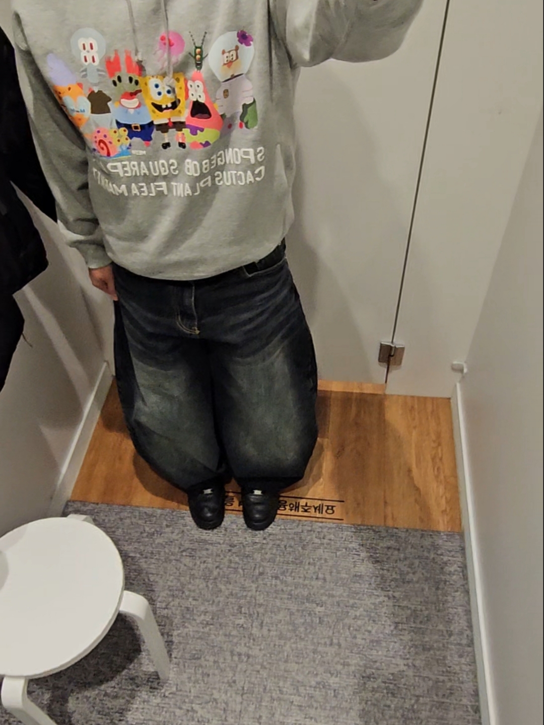Nike Air Force 1 '07 Low Triple Black, Uniqlo UT x CPFM x SpongeBob Sweat Pull Parka A Gray - KR 착용 스타일