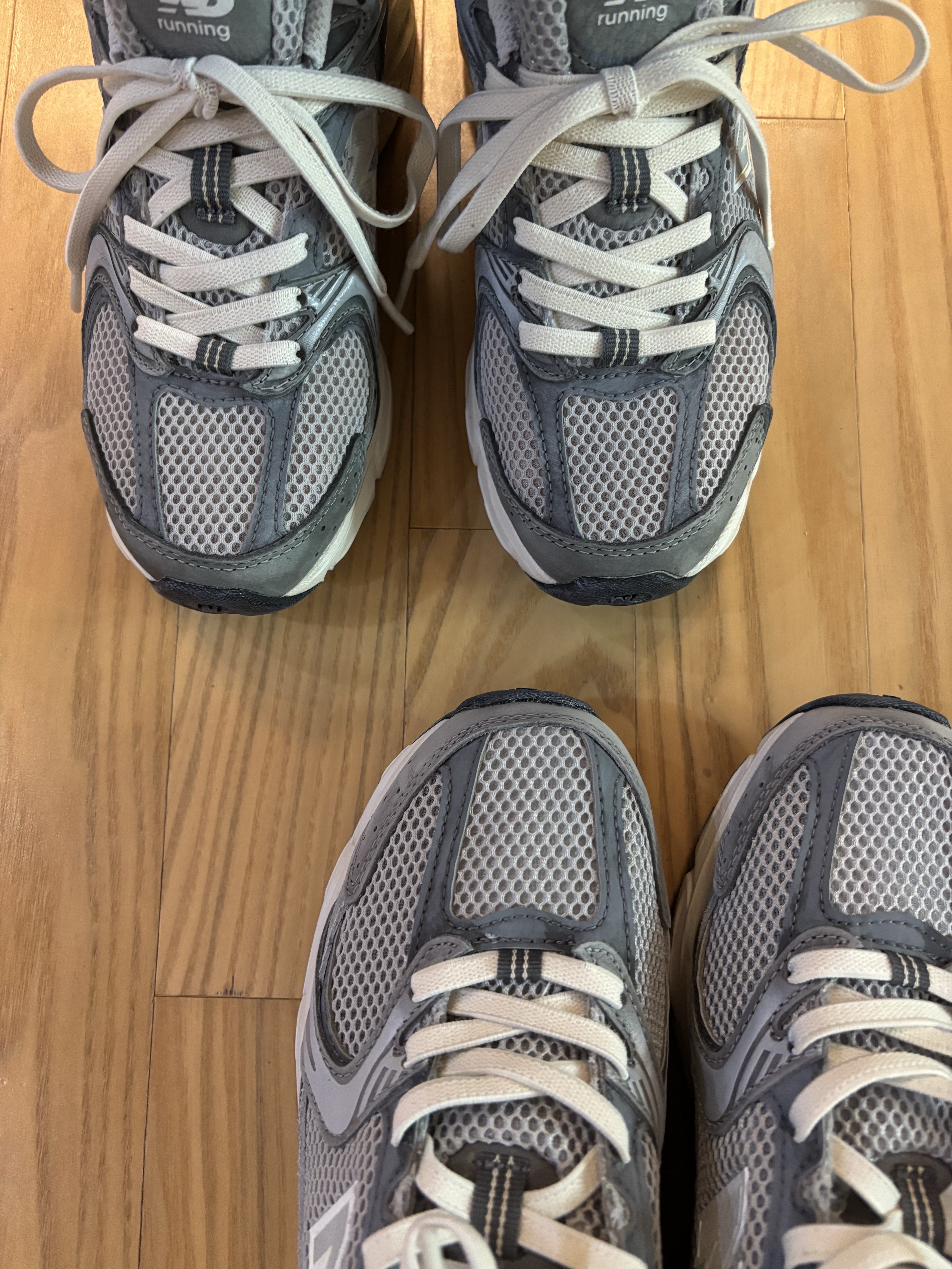 New Balance 530 Premium Vintage Grey Matter 착용 스타일 - 2