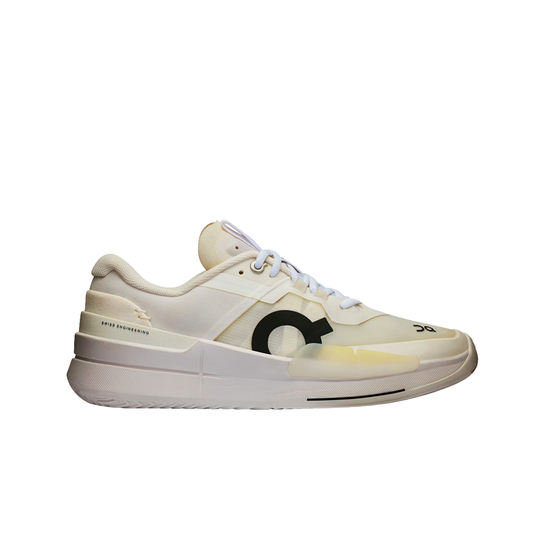 3WE10330108 (W) On Running The Roger Pro 2 All White