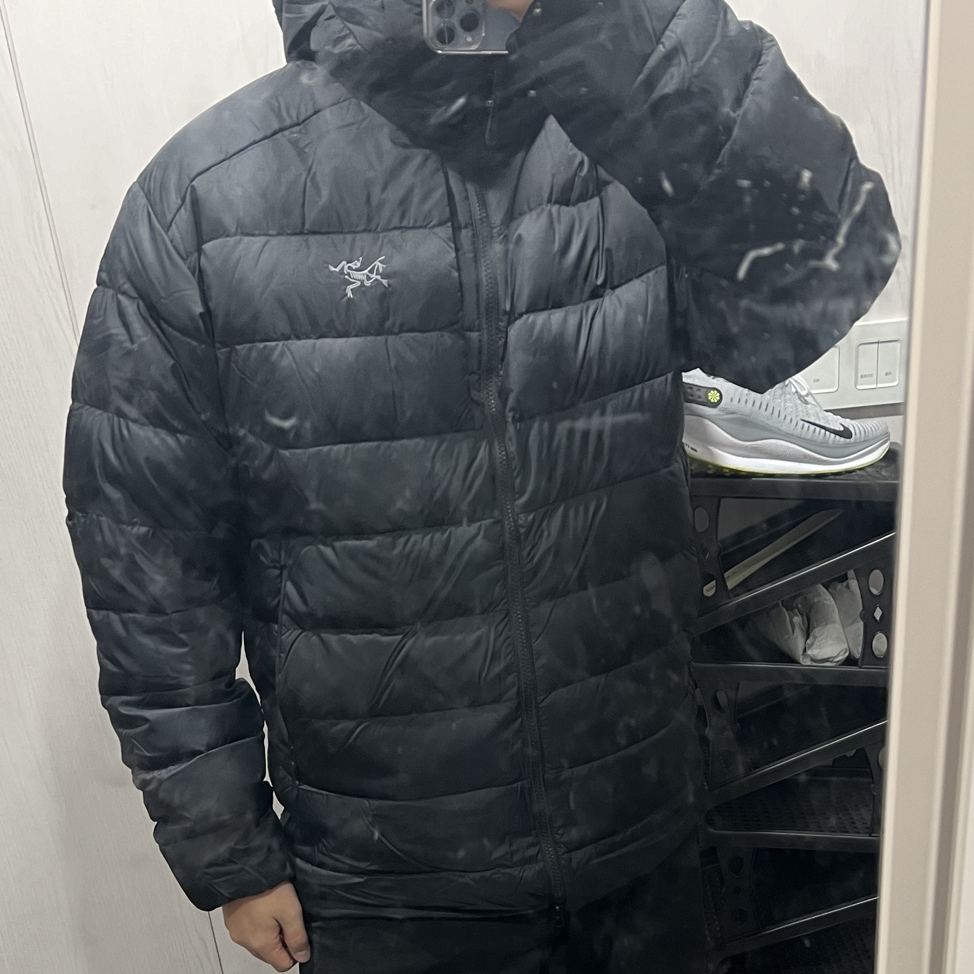 Arc'teryx Thorium Hoody Black 착용 스타일