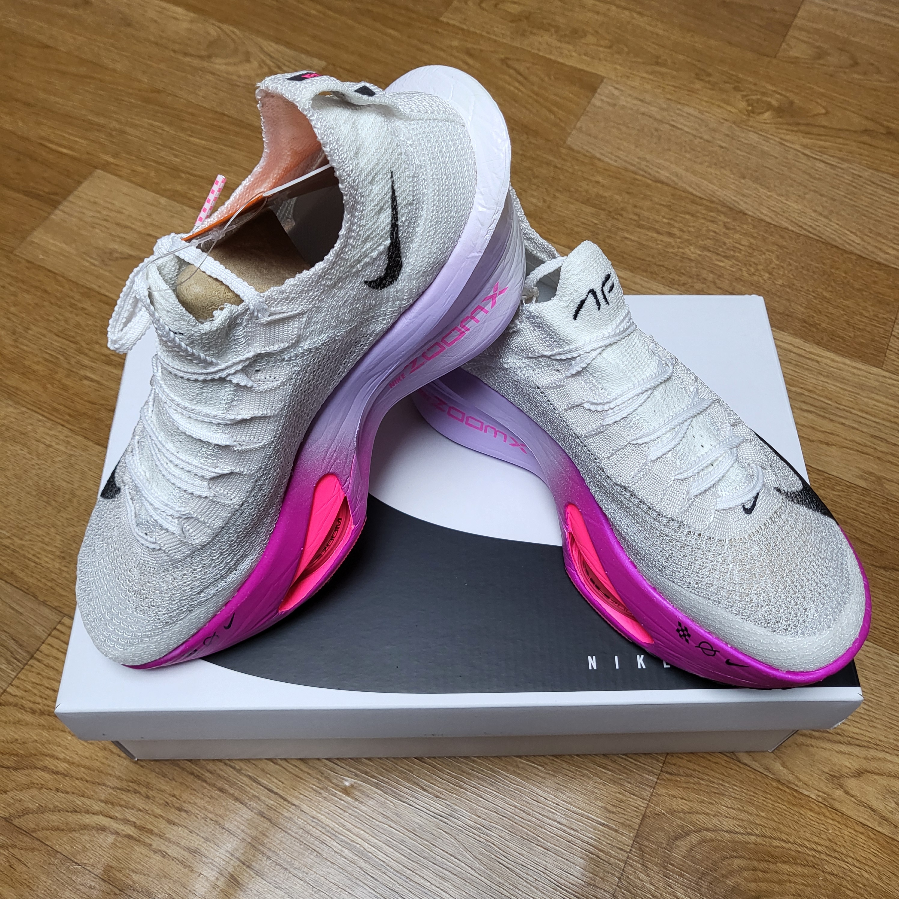 Nike Air Zoom Alphafly Next% 3 Hyper Pink 착용 스타일 - 5