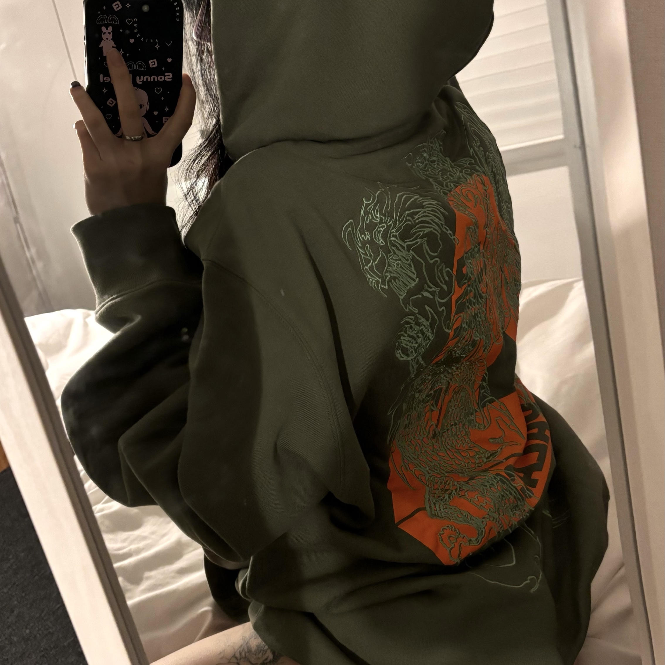 Palace Tri-Dragon Hood The Deep Green - 24SS 착용 스타일