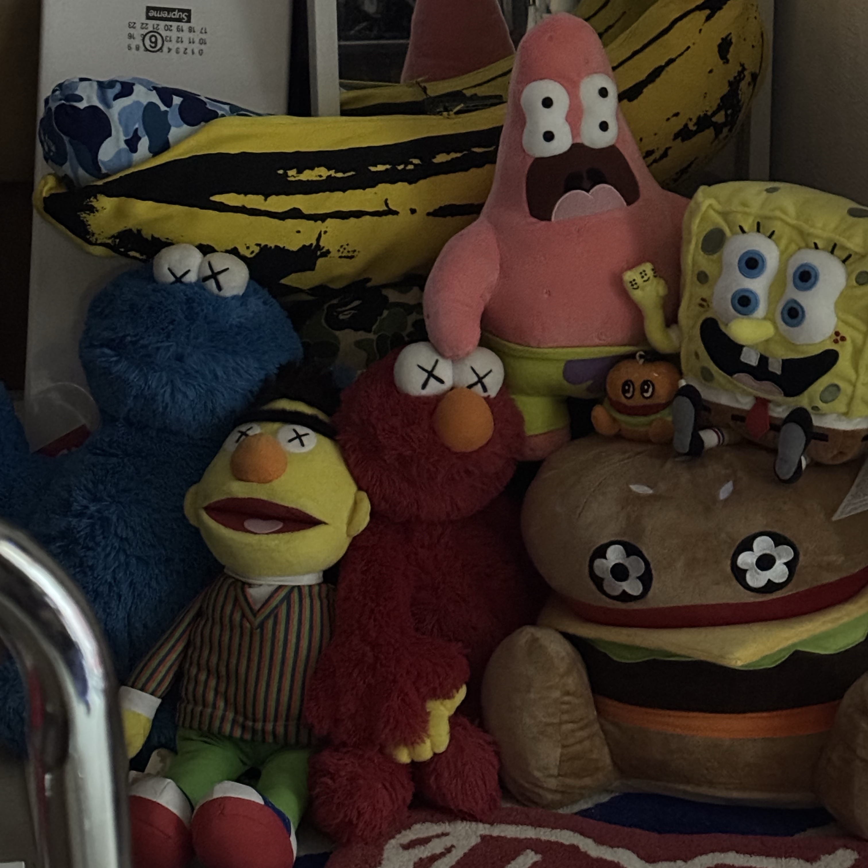 Supreme x MM6 Maison Margiela Skateboard White - 24SS, Uniqlo x Kaws Sesame Street Cookie Monster Plush Toy Blue 착용 스타일