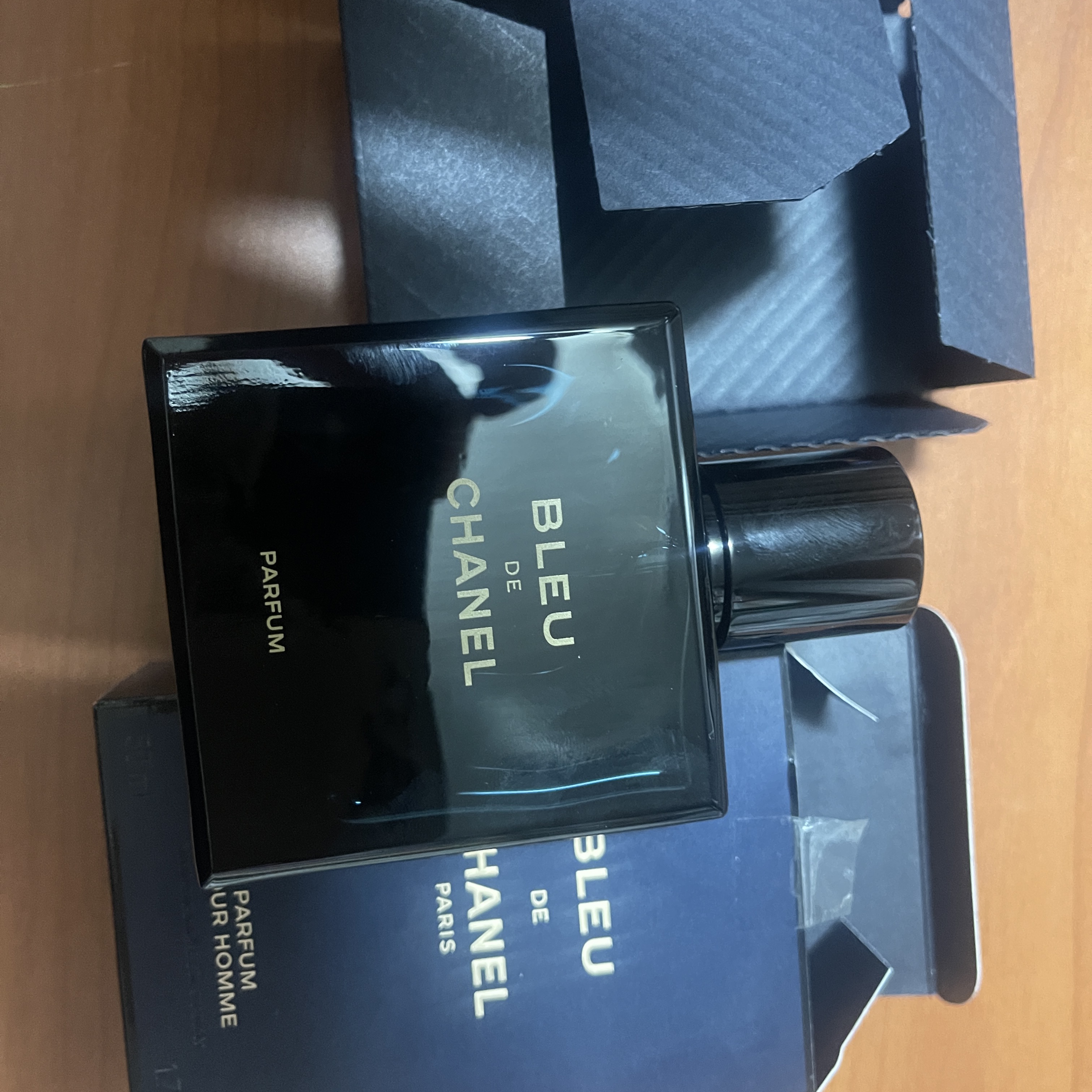 Chanel Bleu De Chanel Parfum 50ml 착용 스타일 - 3