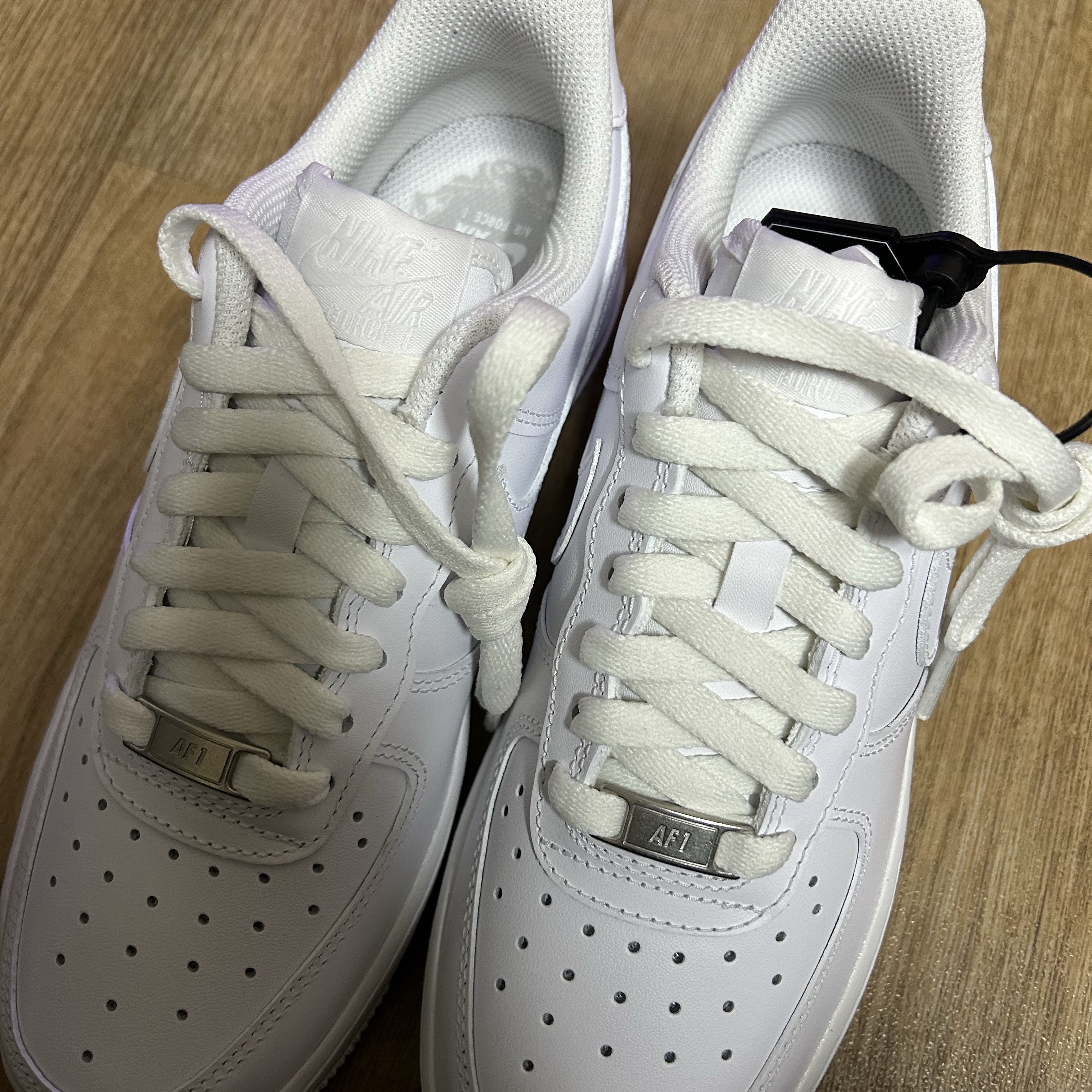 (W) Nike Air Force 1 '07 Low White 착용 스타일 - 1
