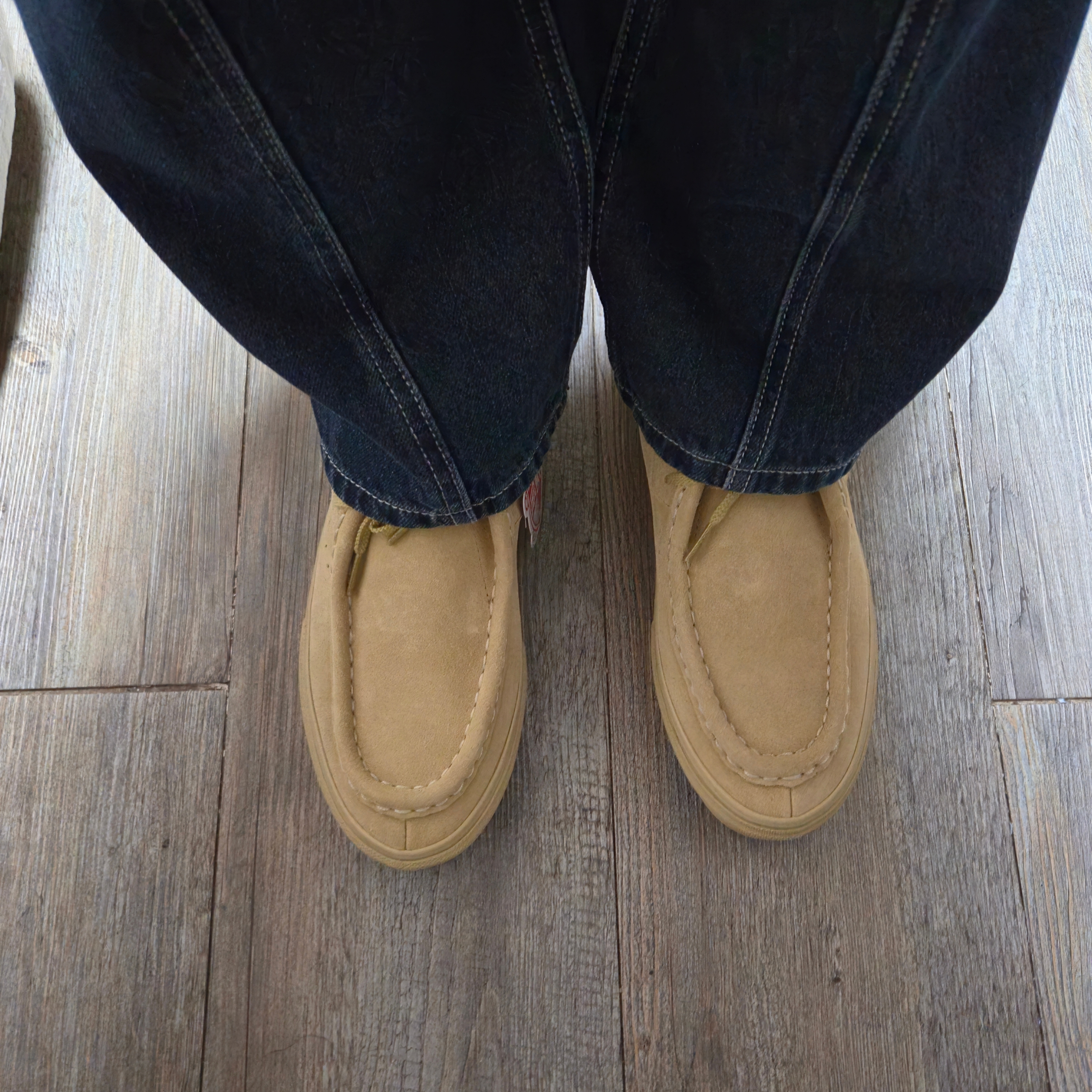 Vans Carver Low Sand Beige 착용 스타일 - 3