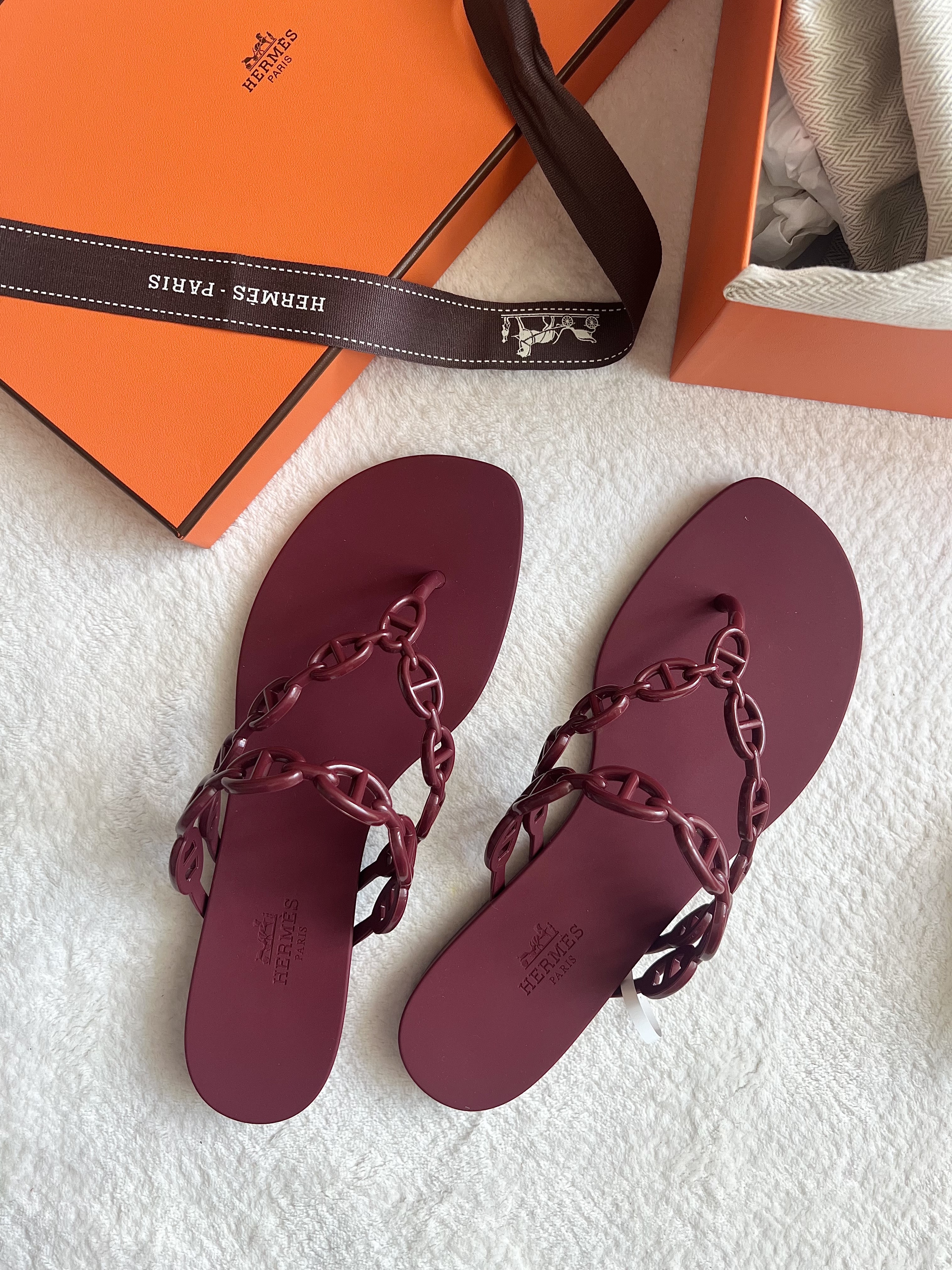 (W) Hermes Island Sandal & Rouge H 착용 스타일 - 1