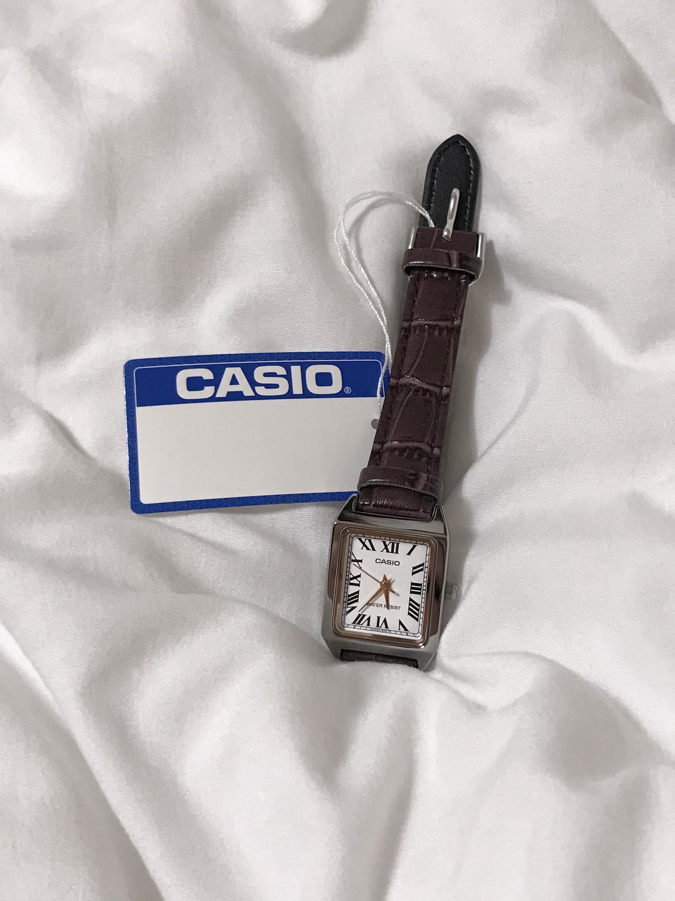 Casio LTP-V007L-7B2 착용 스타일