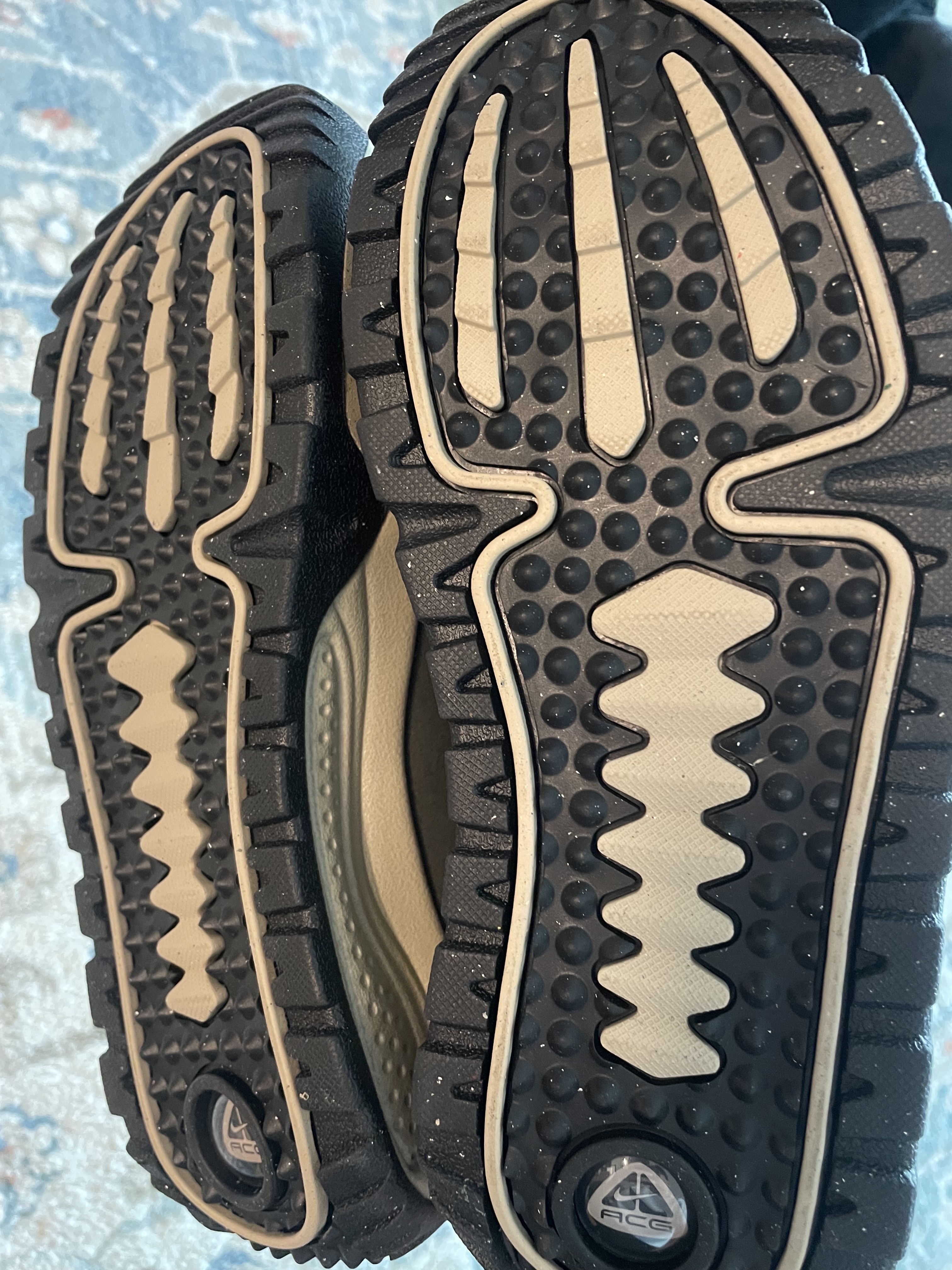 Nike ACG Rufus Sequoia 착용 스타일 - 4