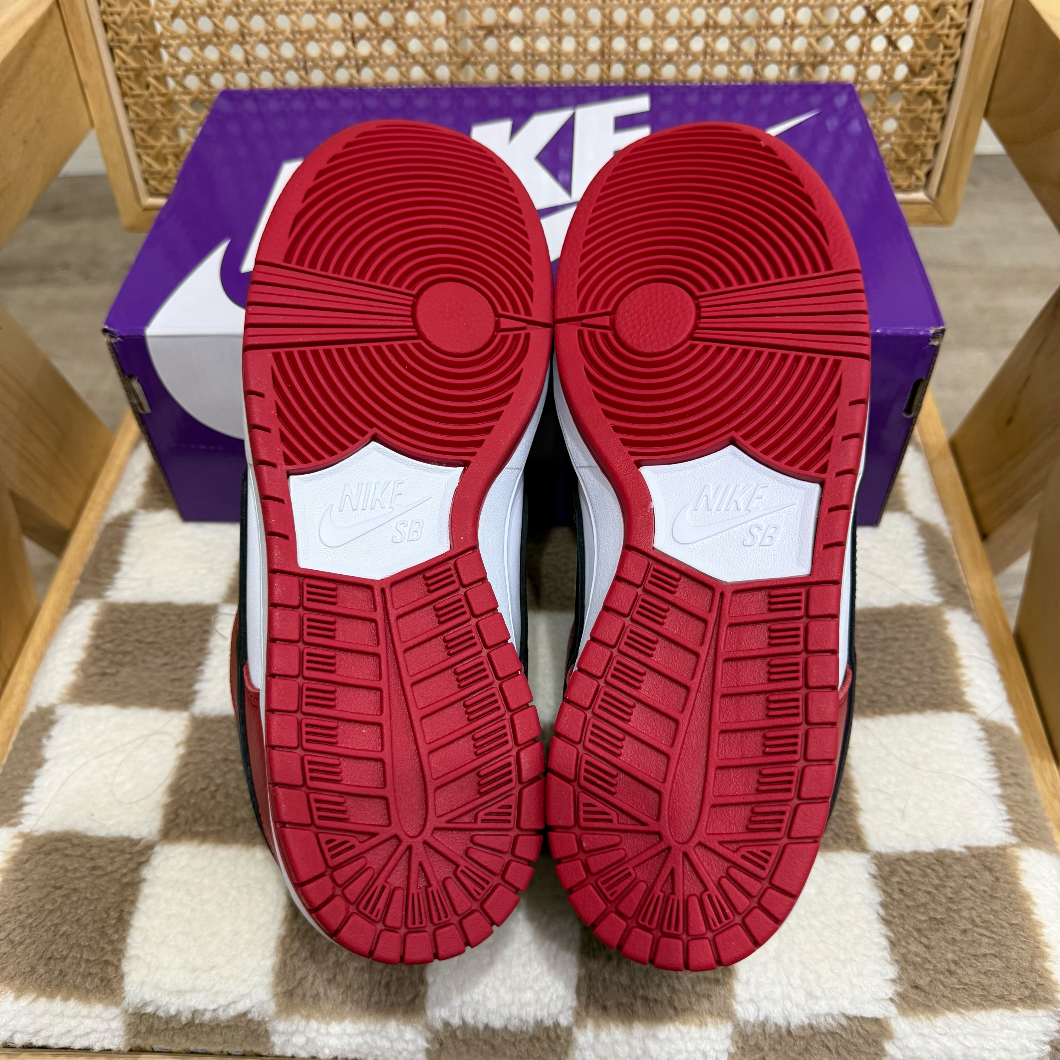 Nike SB Dunk Low Pro Chicago 착용 스타일 - 4