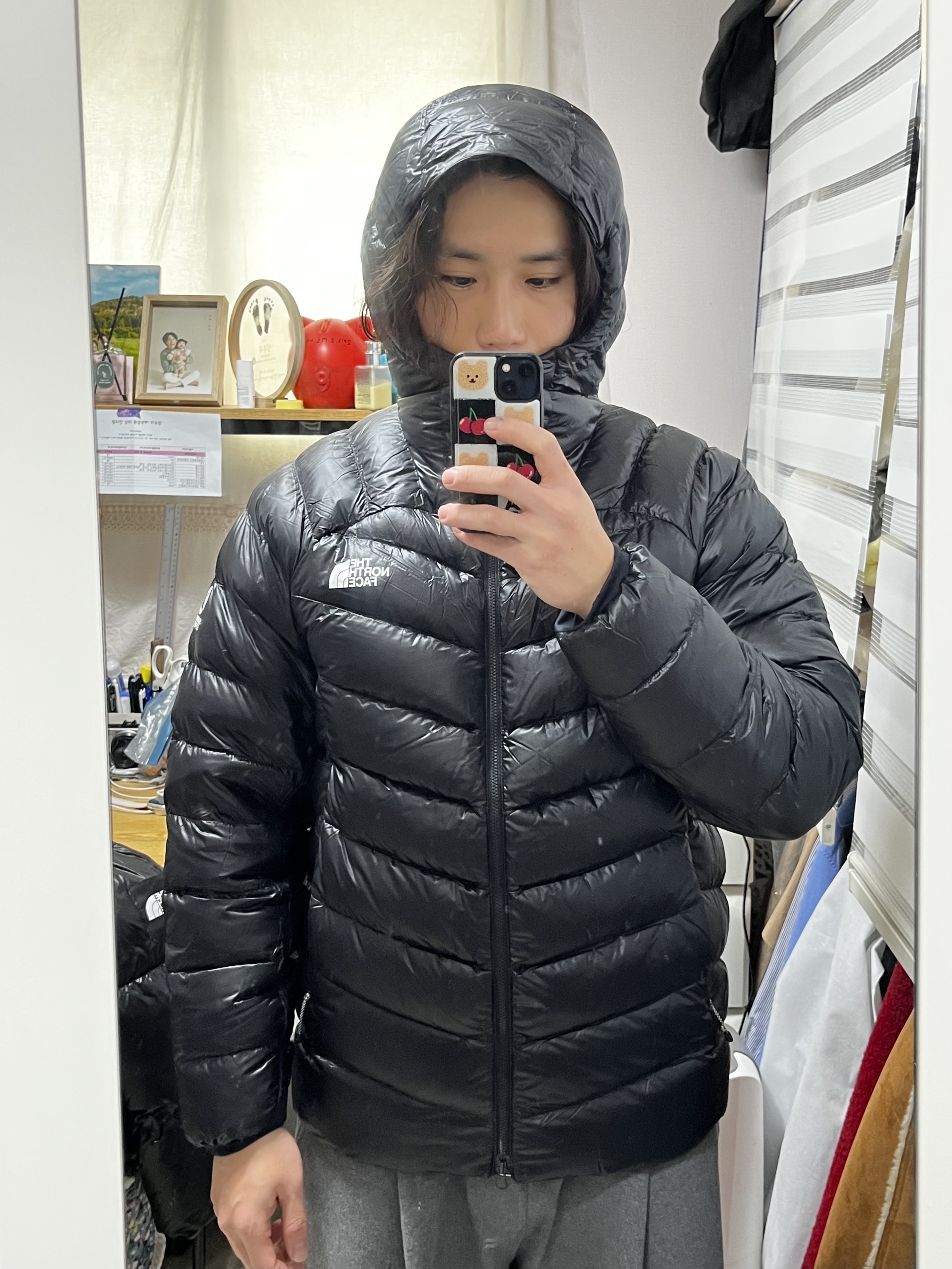 The North Face Summit Mattehorn RDS Down Jacket Real Black 착용 스타일 - 4