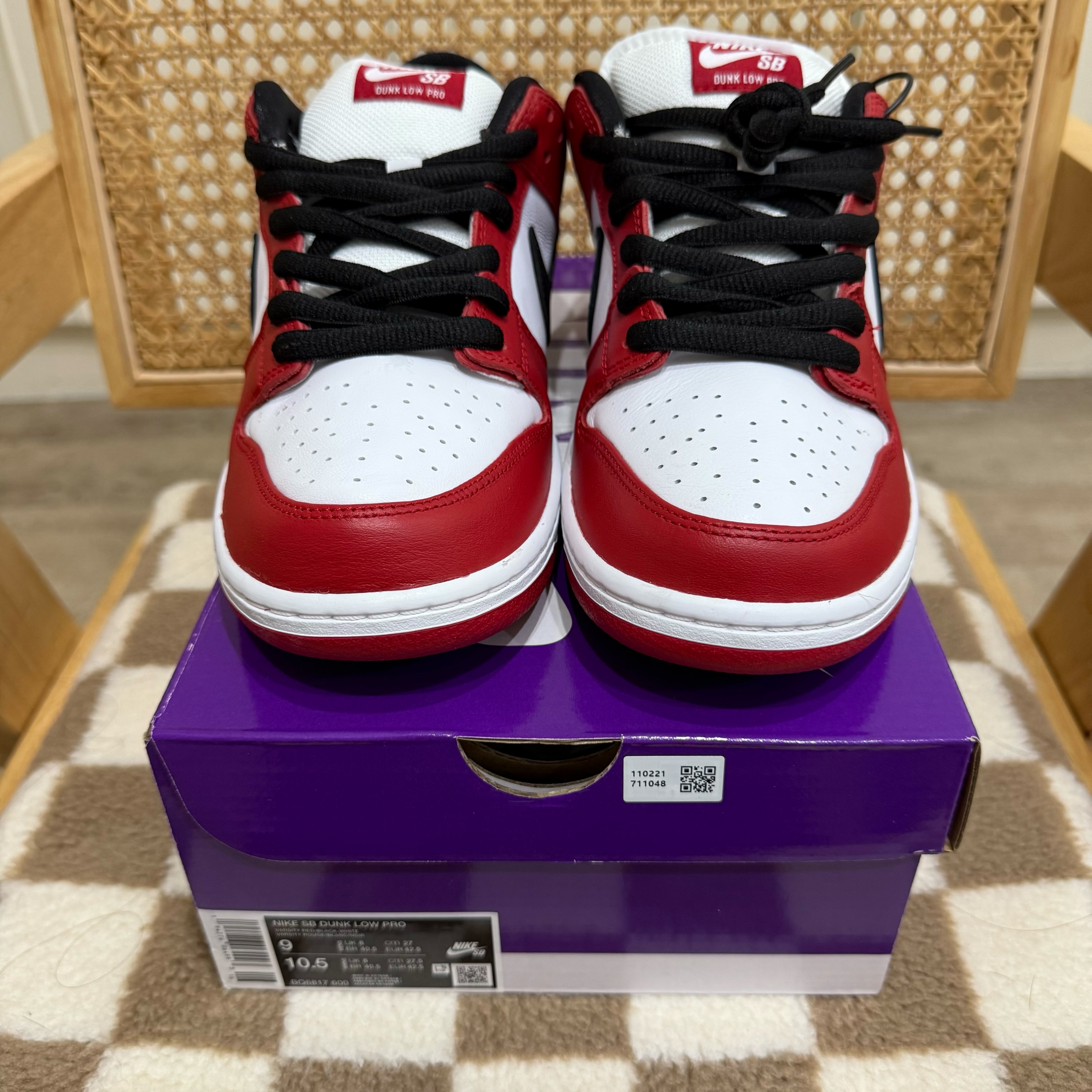 Nike SB Dunk Low Pro Chicago 착용 스타일 - 2