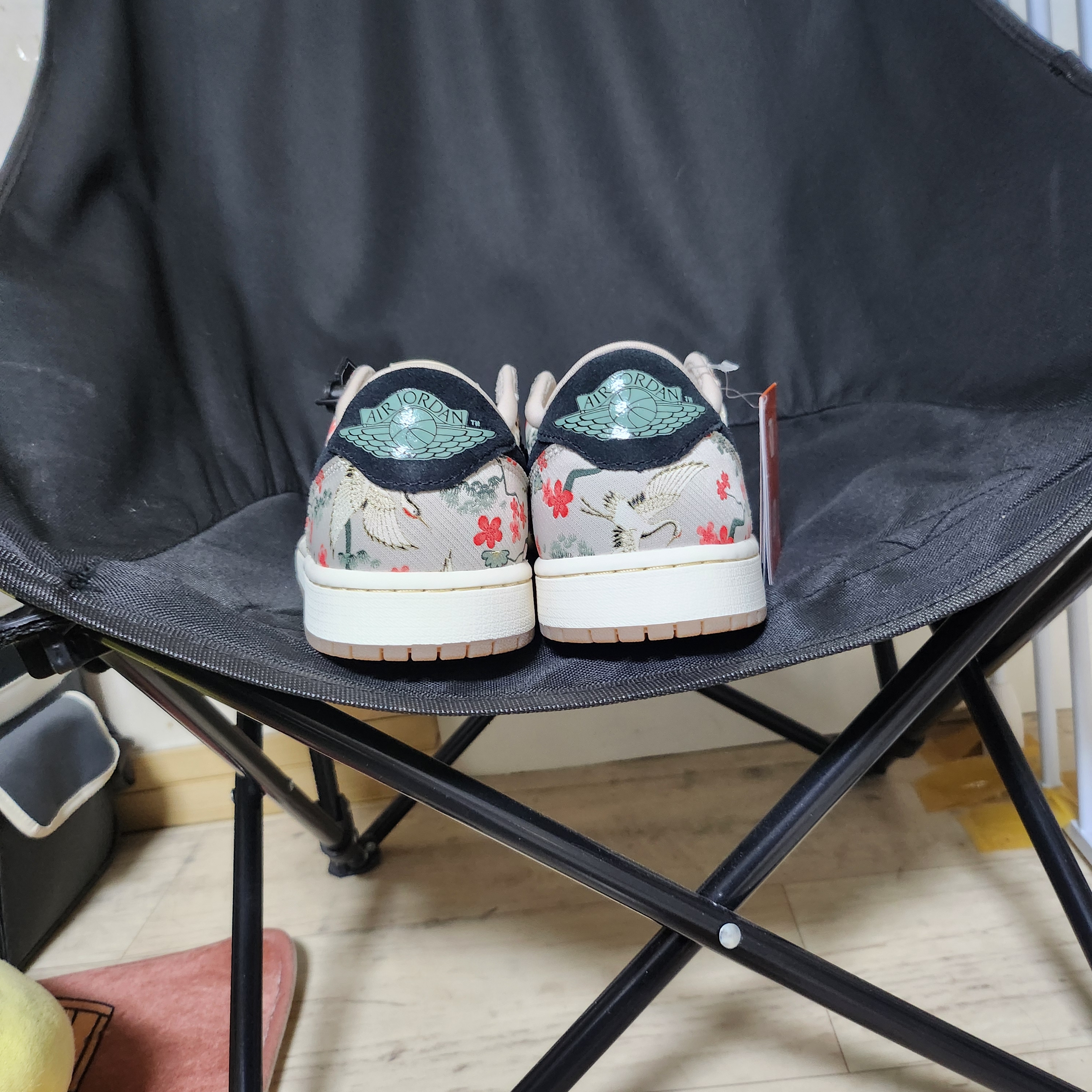 Jordan 1 Retro Low OG Rui Cranes 착용 스타일 - 2