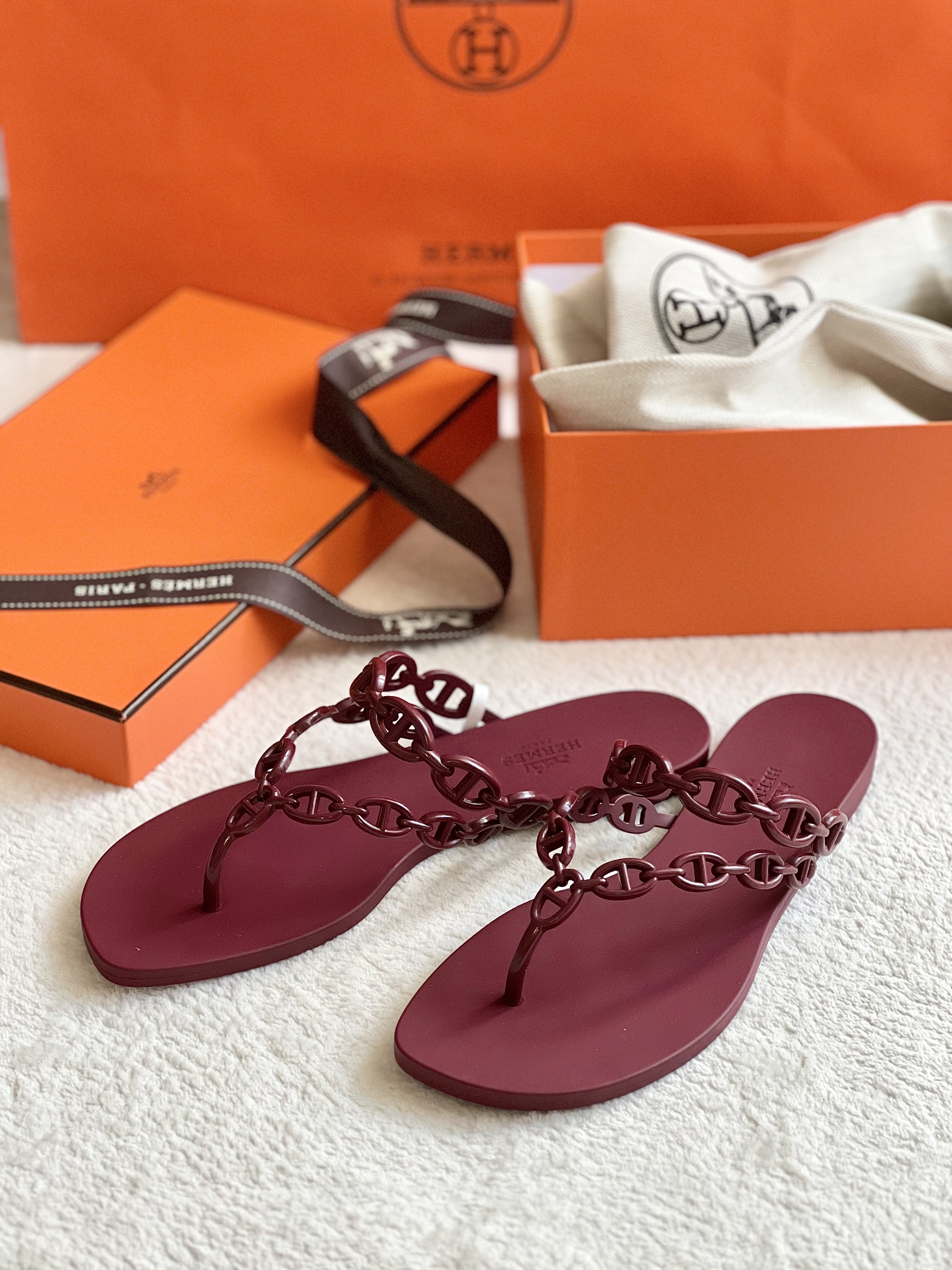 (W) Hermes Island Sandal & Rouge H 착용 스타일 - 2
