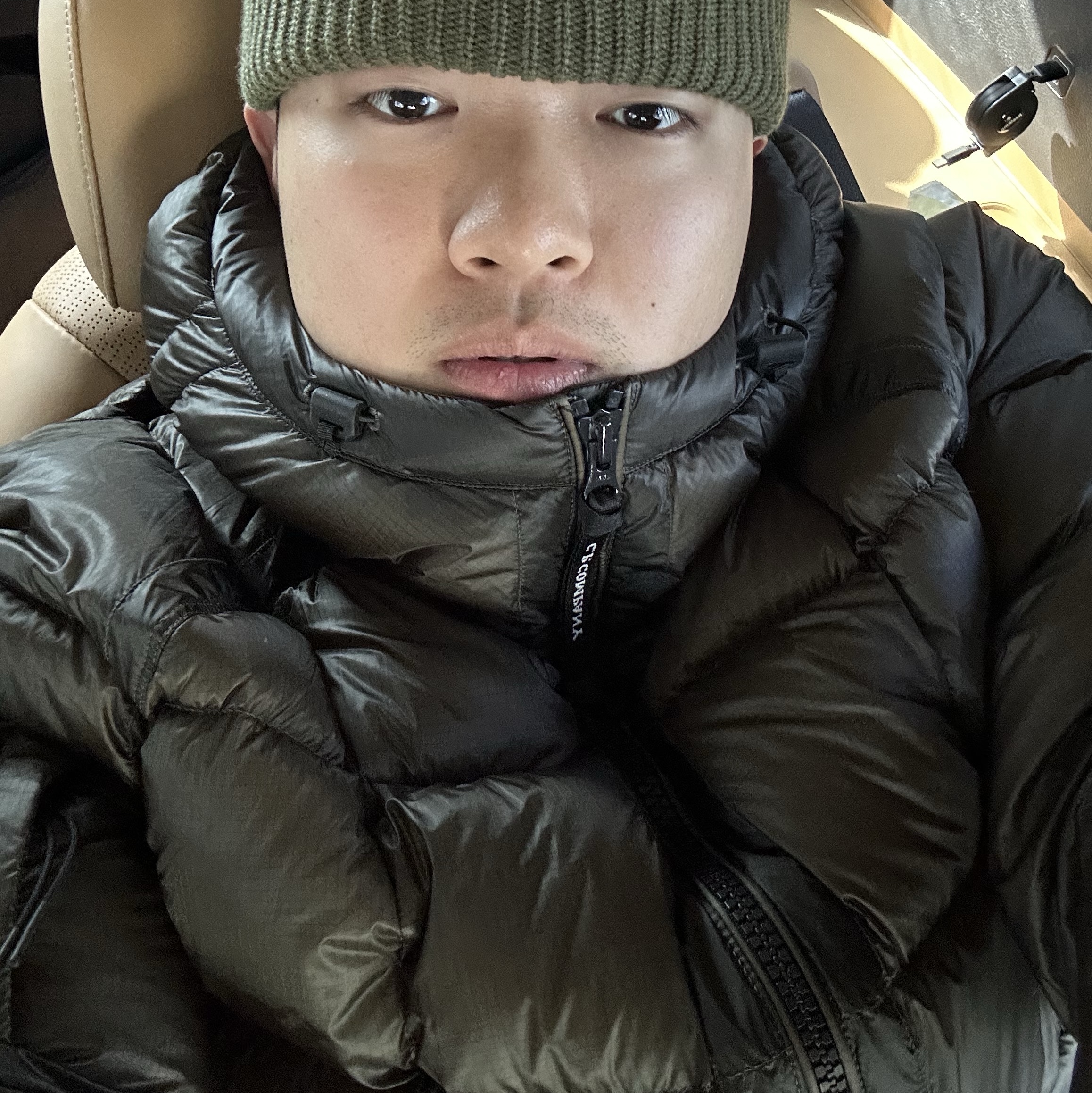 C.P. Company D.D. Shell Hooded Medium Down Jacket Grape Leaf Green - 24FW, Arc'teryx Bird Head Toque Phantasm Euphoria 착용 스타일 - 2