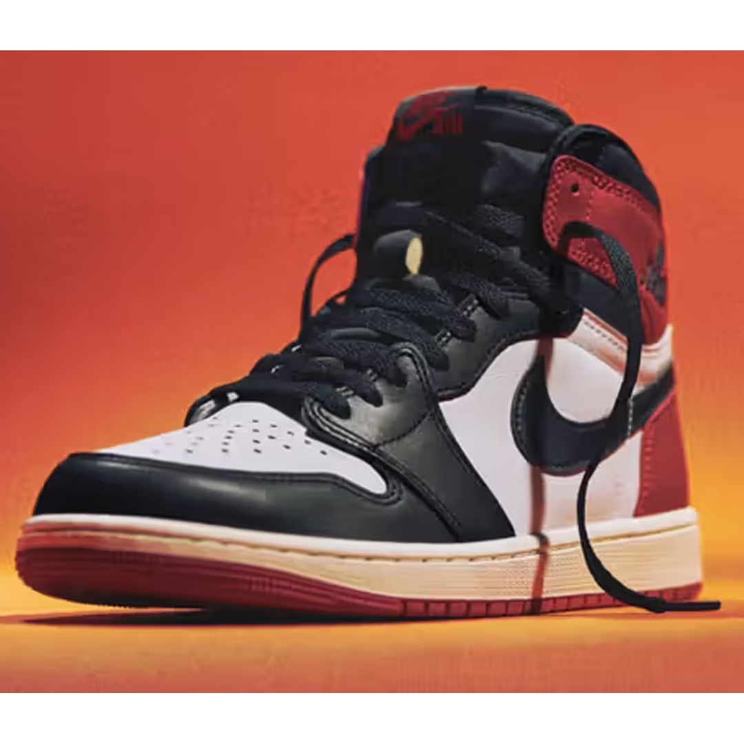 Jordan 1 Retro High OG Light Smoke Grey, Jordan 1 Retro High Banned 2011 착용 스타일 - 3
