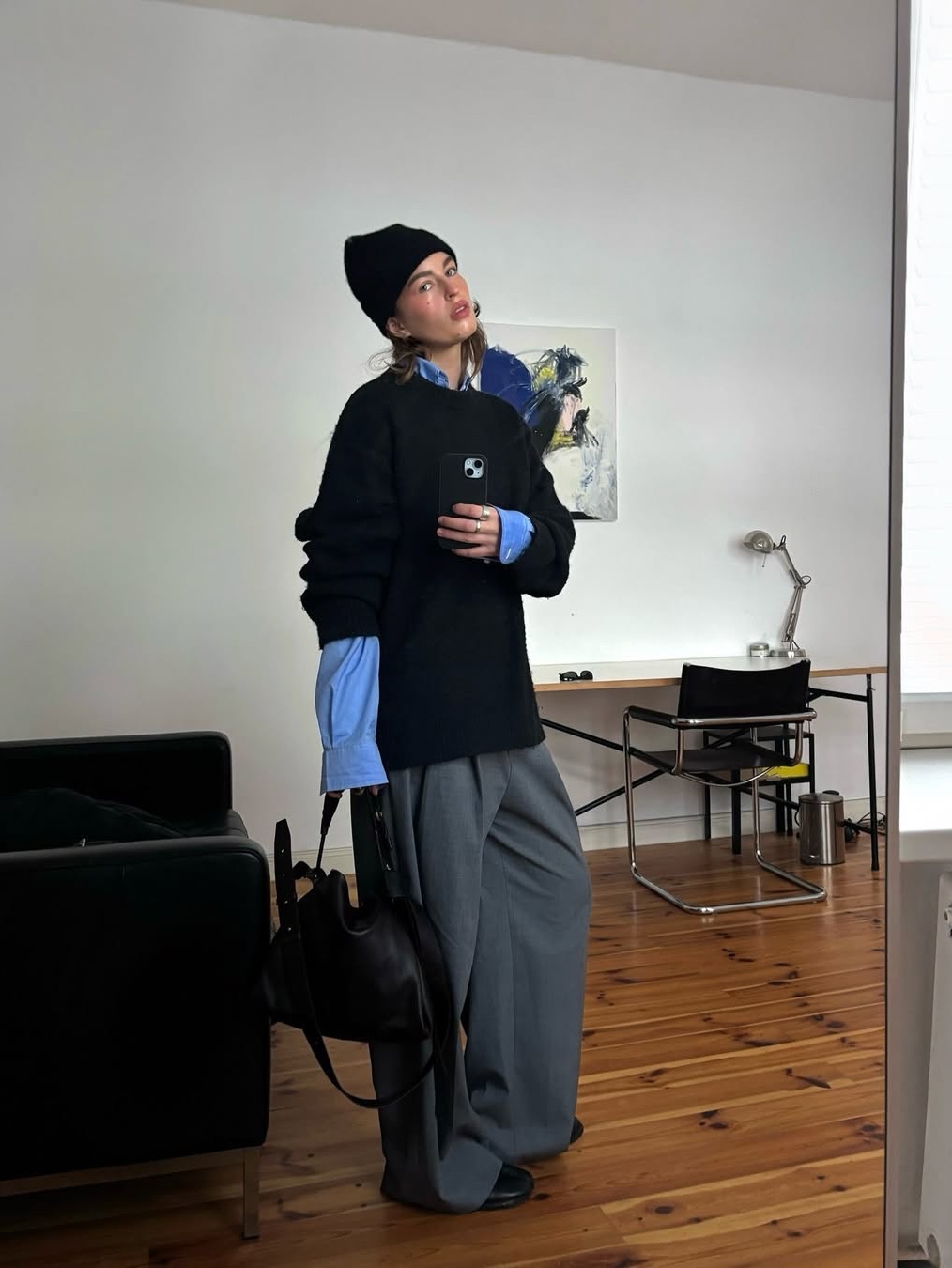 Maison Kitsune Grey Fox Head Patch Relaxed Cardigan Black, [20%적립] Polo Ralph Lauren Women Classic Fit Oxford Shirt Blue 착용 스타일 - 3