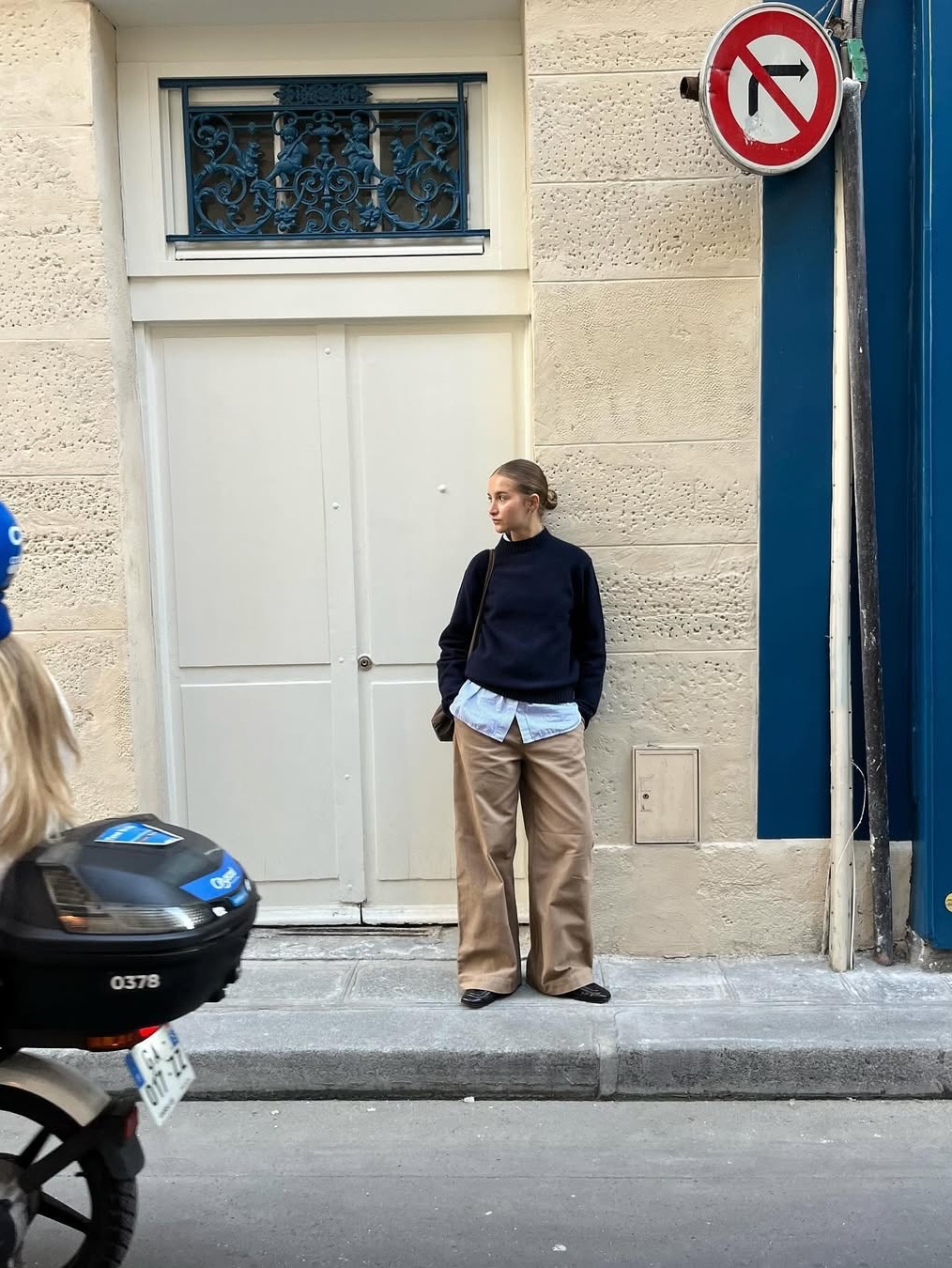 Maison Kitsune Grey Fox Head Patch Relaxed Cardigan Black, [20%적립] Polo Ralph Lauren Women Classic Fit Oxford Shirt Blue 착용 스타일 - 5