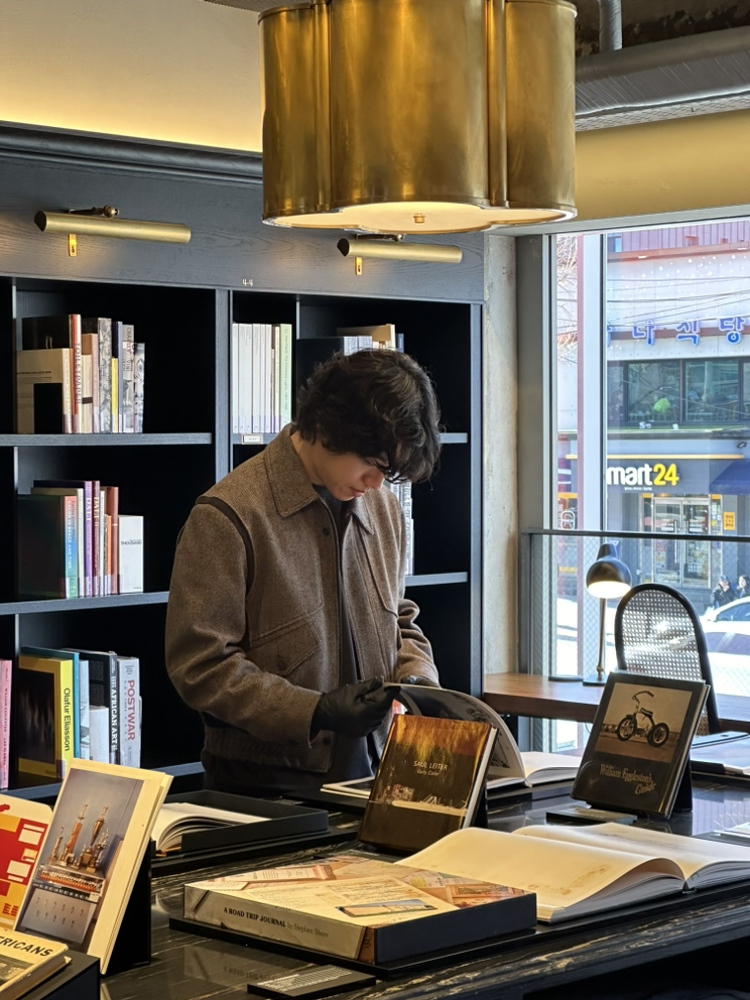 KREAM 프로필 이미지