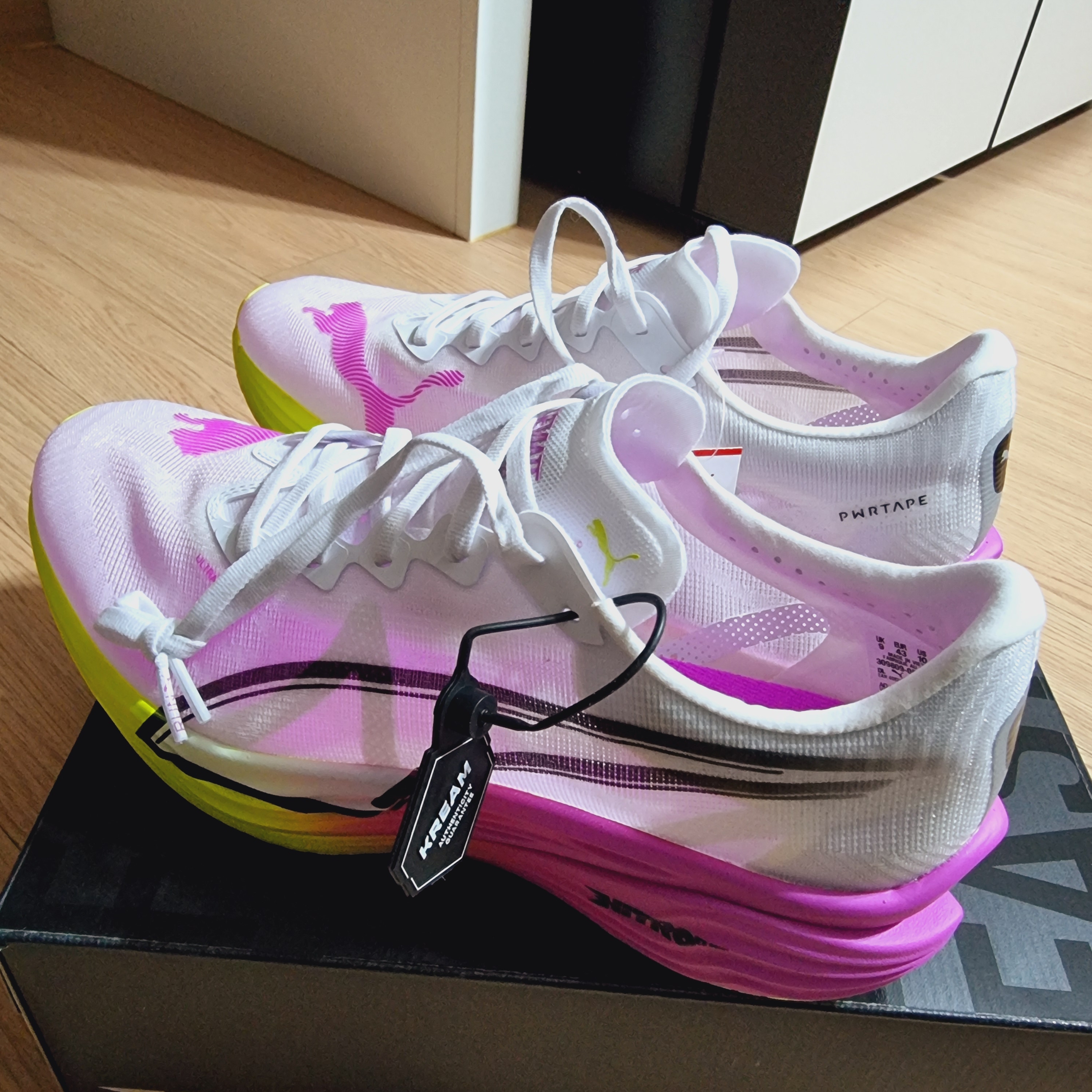 Puma Deviate Nitro Elite 3 White Pure Magenta 착용 스타일