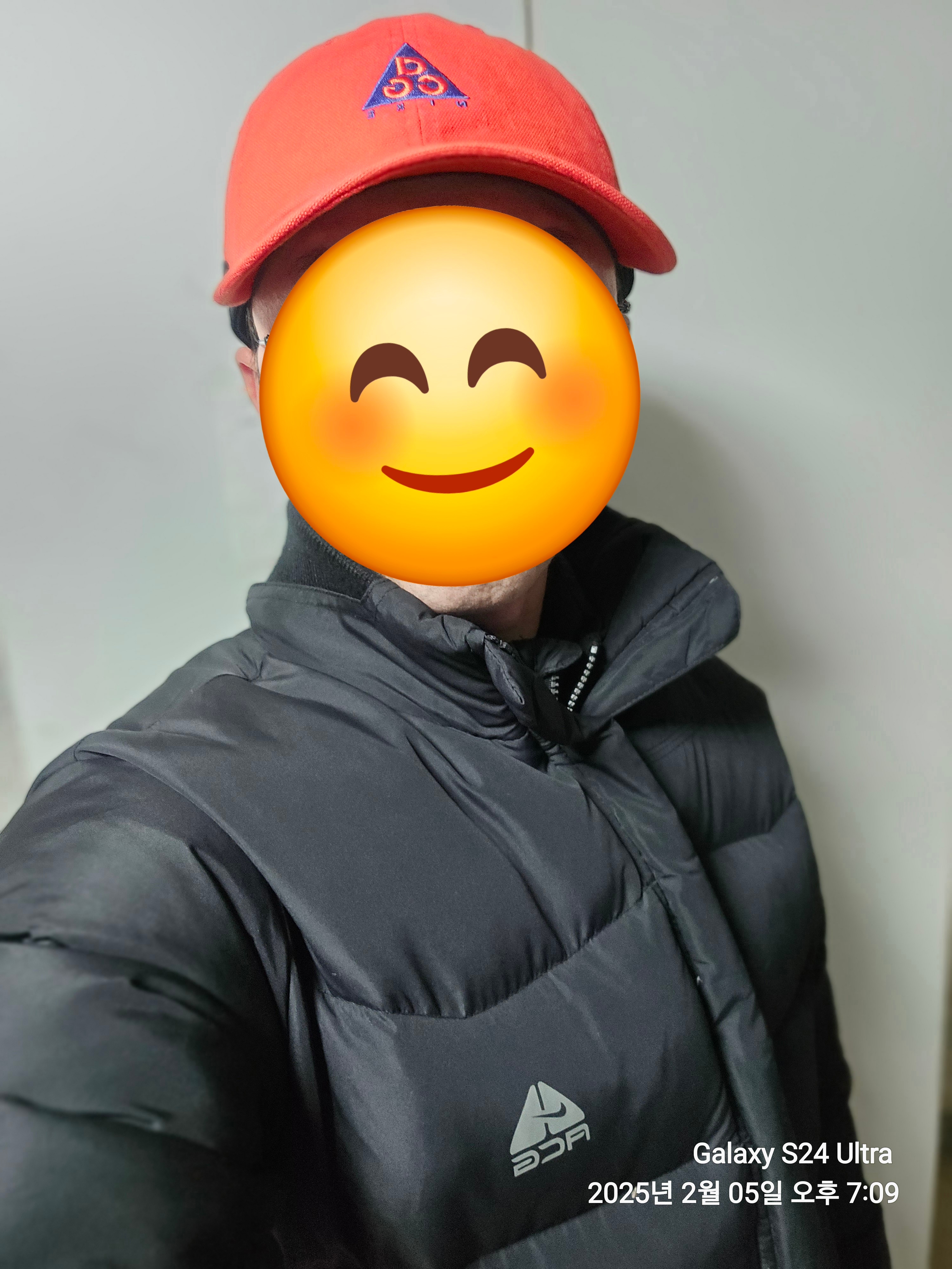 Nike ACG H86 Cap Habanero Red 착용 스타일