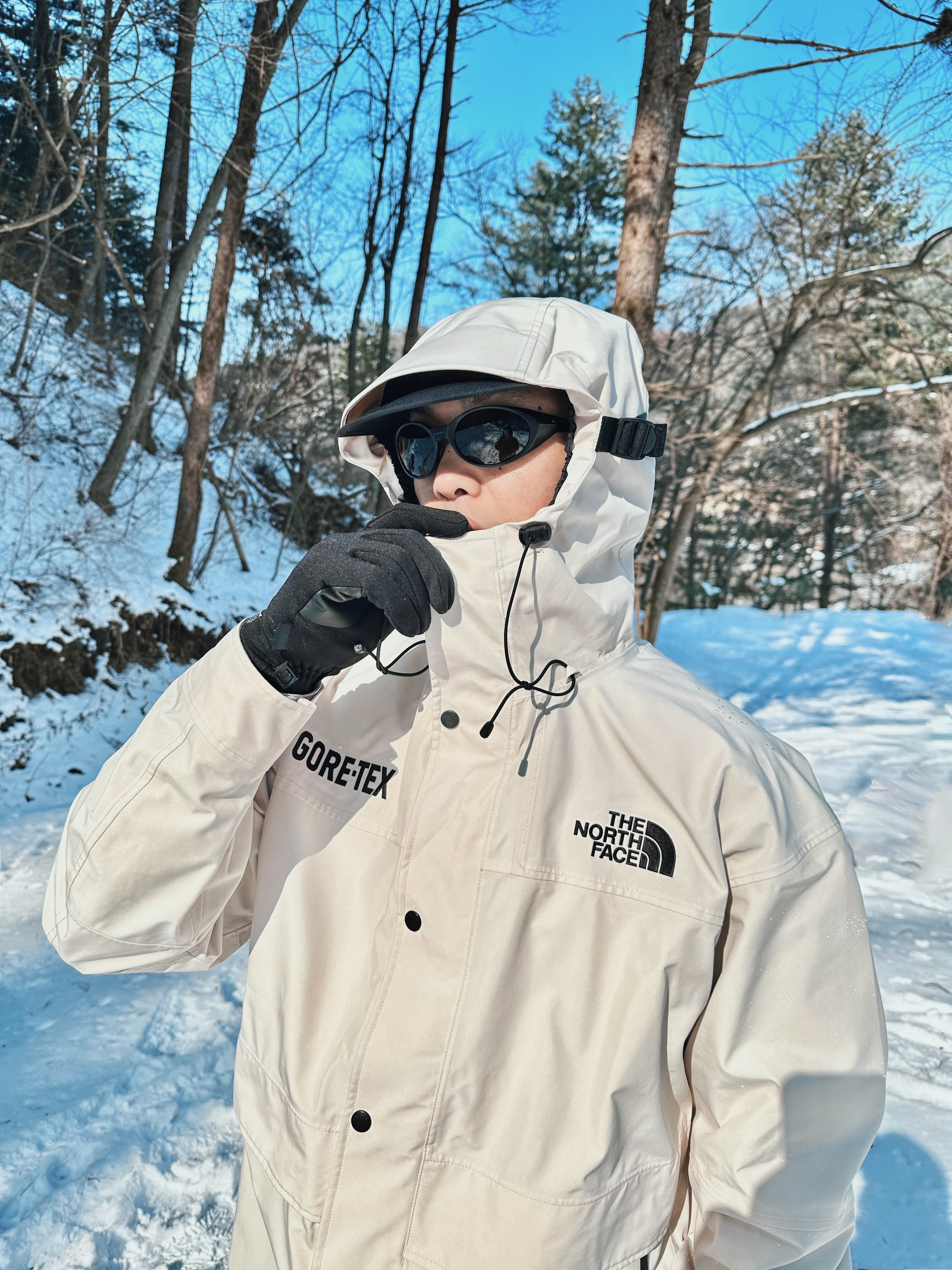 Oakley Eye Jacket Redux Matte Black Frame Prizm Grey Lenses High Bridge Fit 착용 스타일 - 4