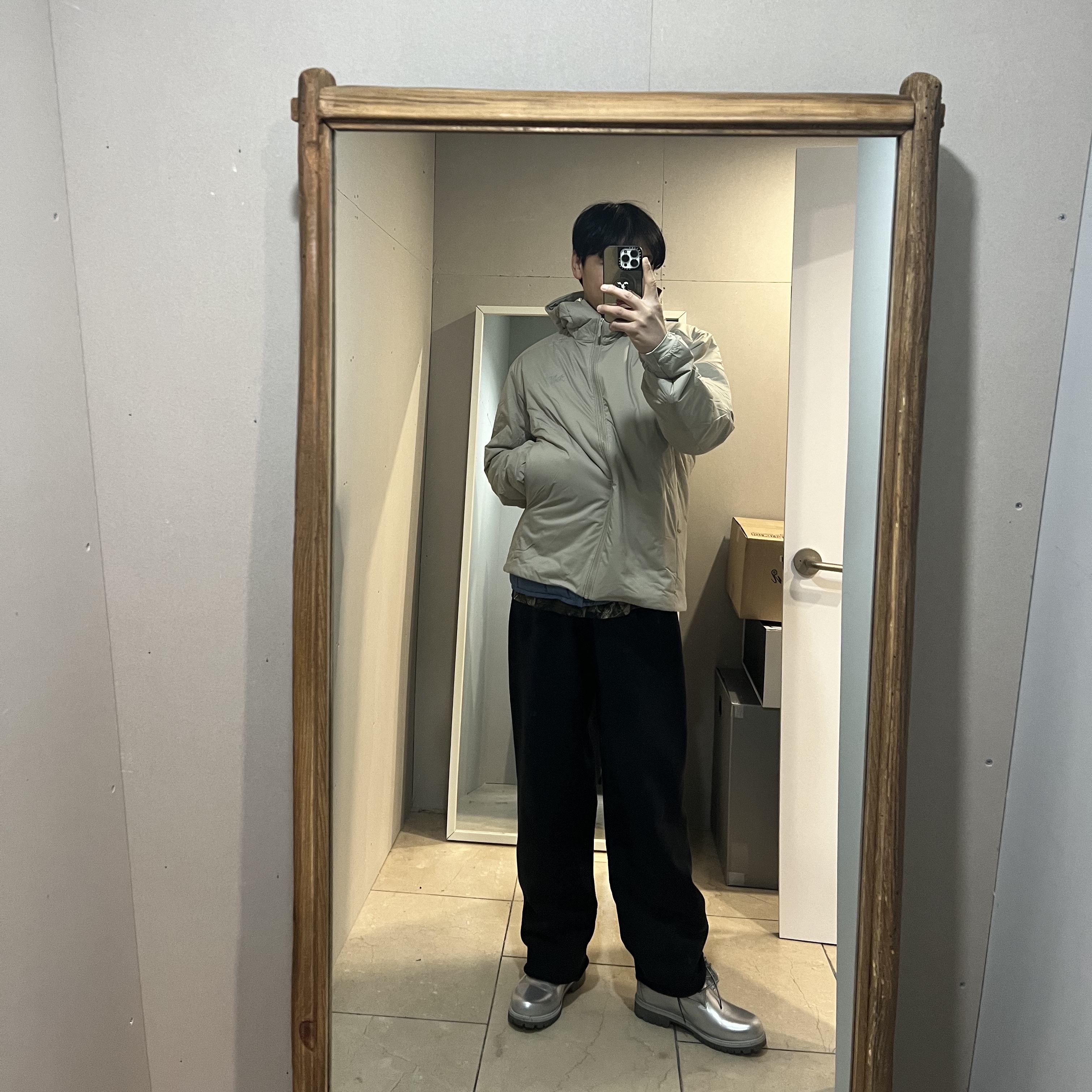 Arc'teryx Atom Heavyweight Hoody Rune, Timberland x Veneda Carter Heritage 6 inch Waterproof Boot Silver Patent Leather - Medium 착용 스타일