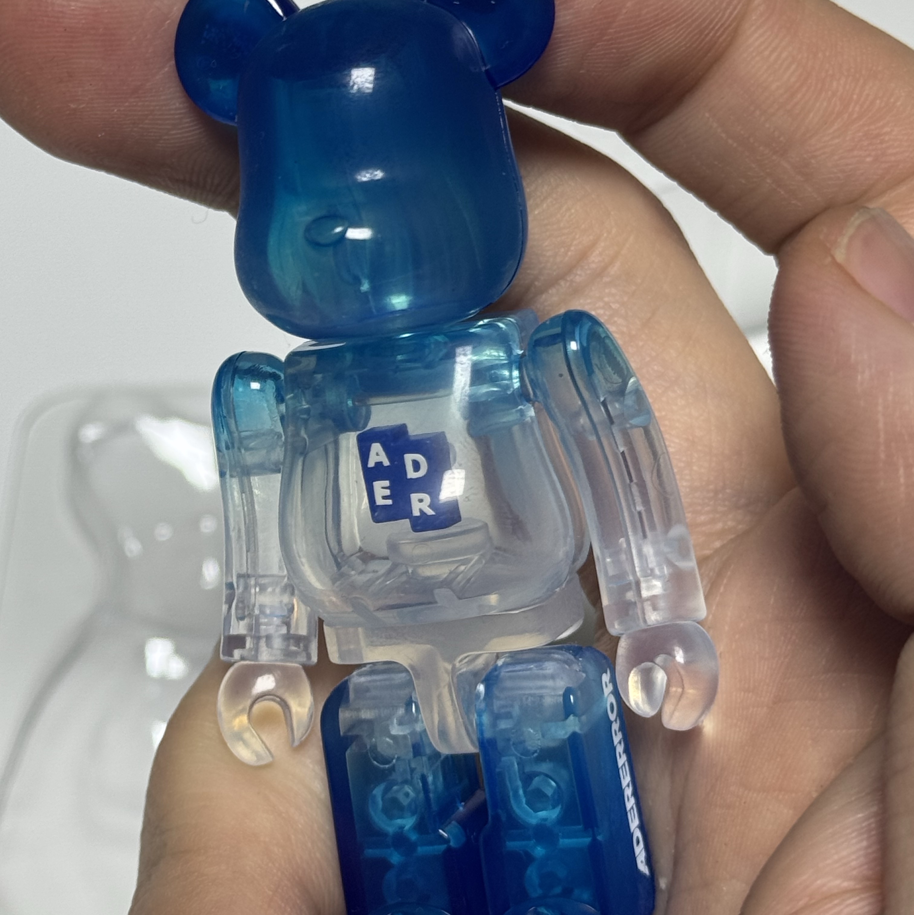 Bearbrick x Ader Error 100% 착용 스타일