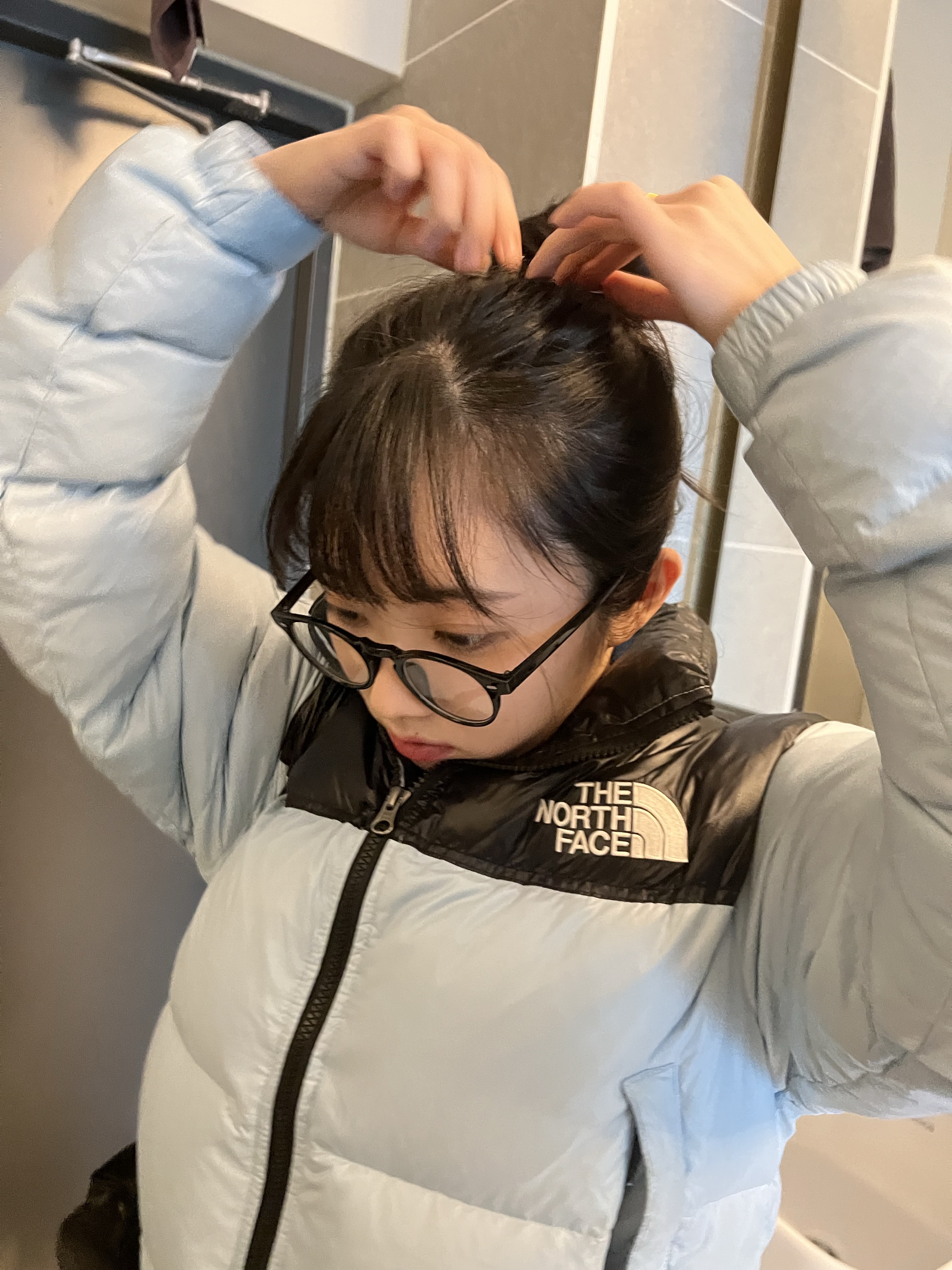 (W) The North Face Nuptse Short Jacket Beta Blue 착용 스타일