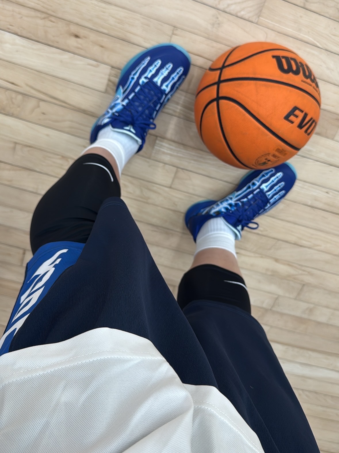 Nike Kobe 6 Protro Mambacita Sweet 16, Nike Kobe 5 Protro Deep Royal Blue 착용 스타일 - 2