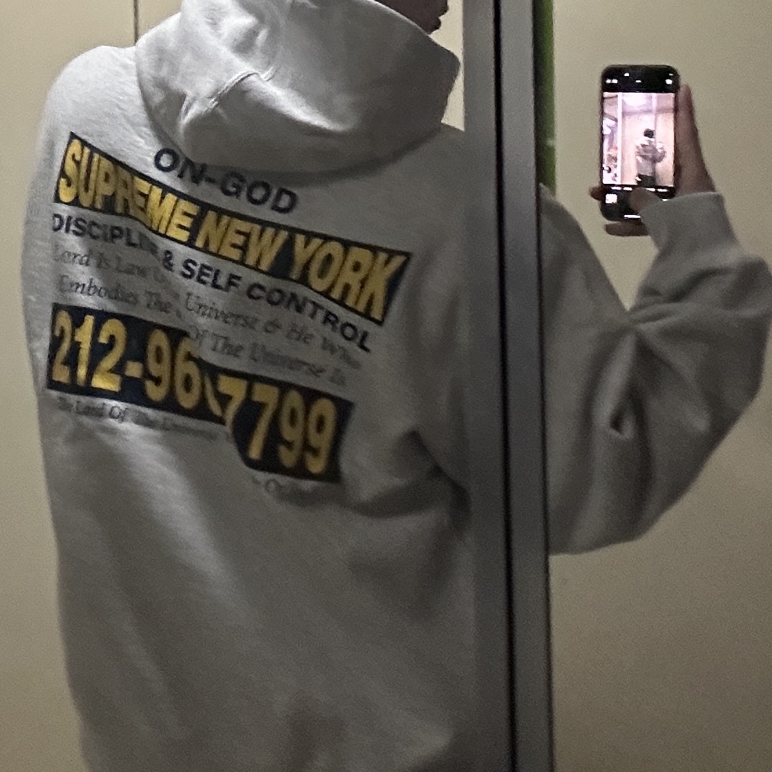 Supreme On God Hooded Sweatshirt Ash Grey - 24FW 착용 스타일
