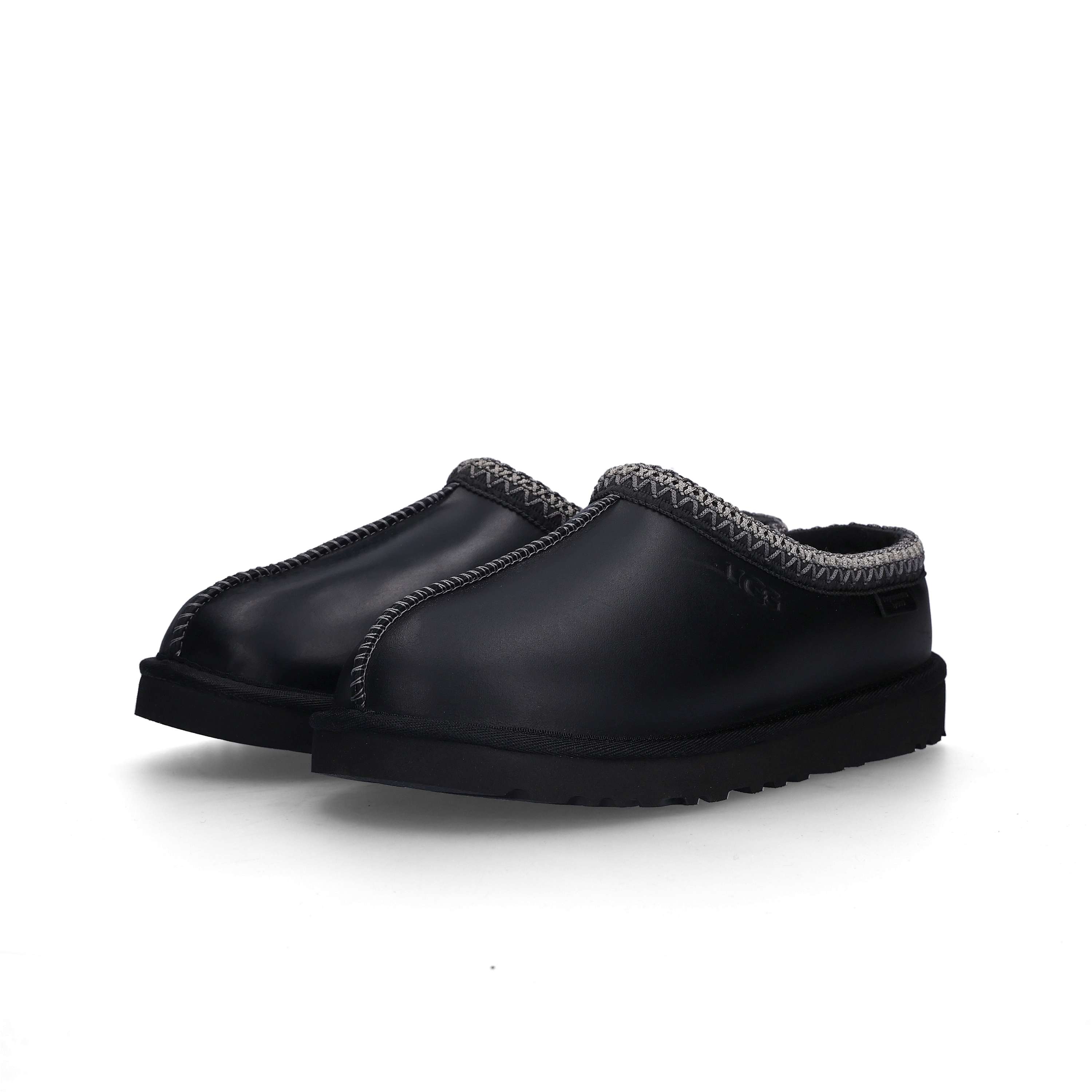 UGG Tasman Leather Regenerate Black