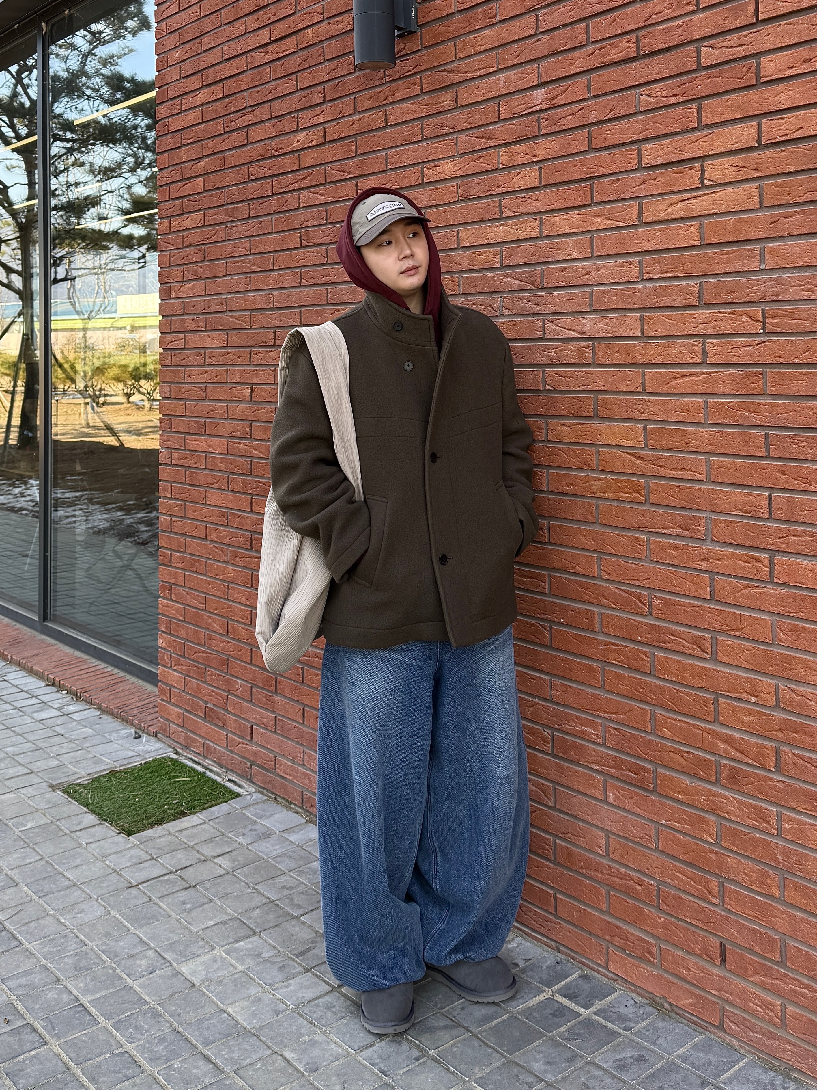 (W) UGG Classic Mini II Boots Grey 착용 스타일 - 2