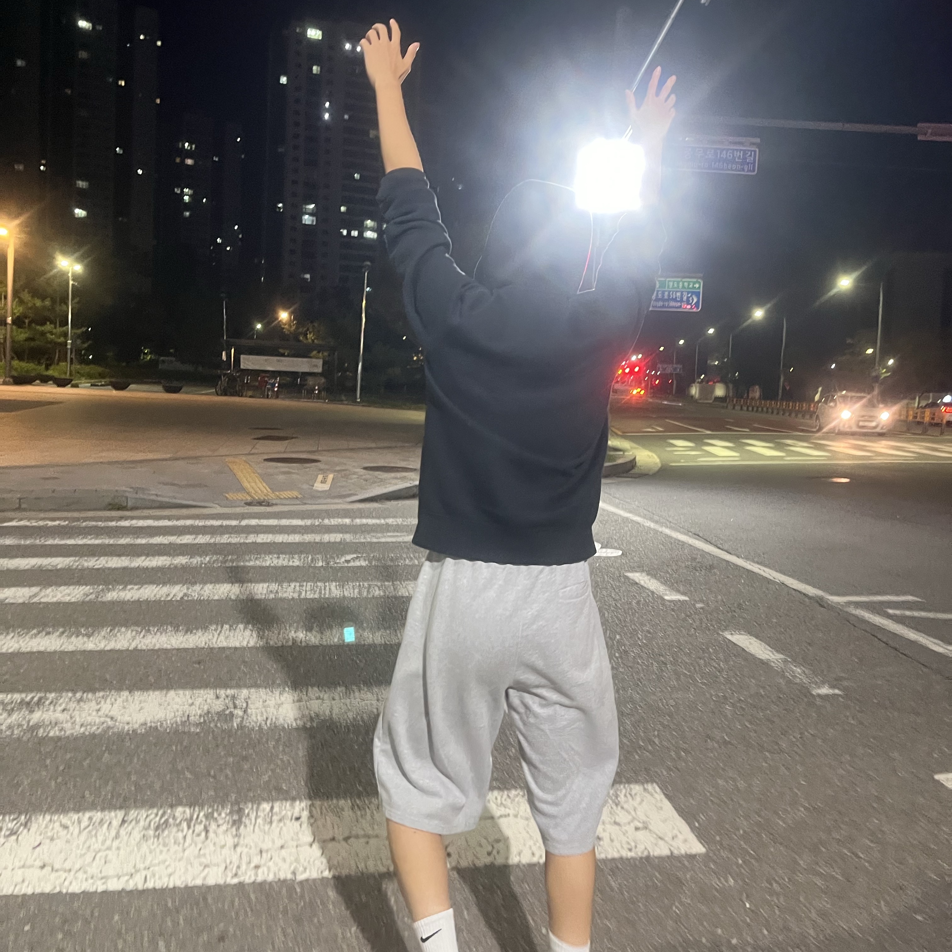 Nike Dri-Fit Legend Sleeveless Fitness T-Shirt Black - Asia, The North Face White Label Novelty Nuptse RDS Down Jacket Ivory 착용 스타일 - 9