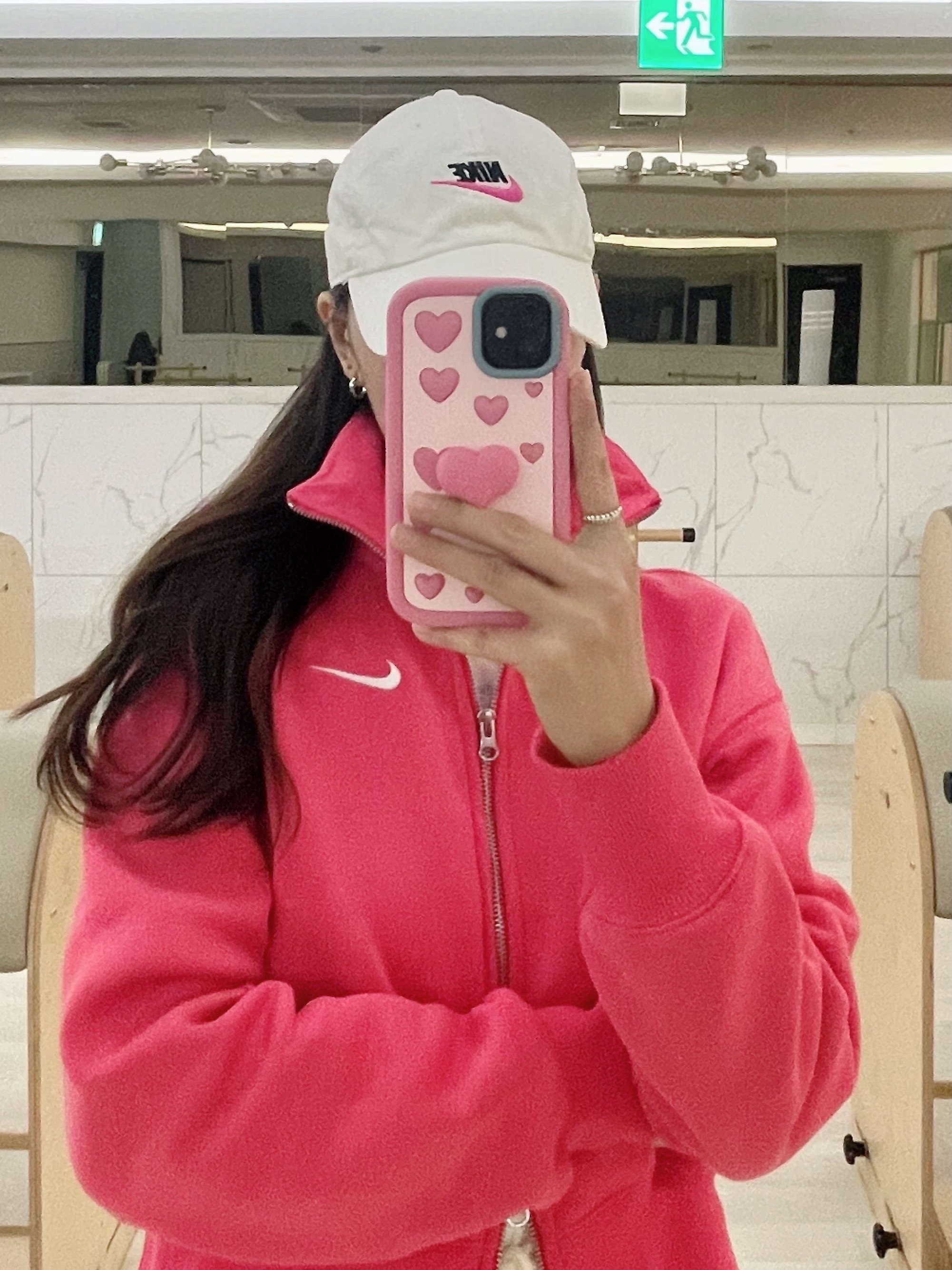 (W) Nike NSW Phoenix Fleece High Waisted Wide Leg Sweatpants Light Orewood Brown - US/EU, (W) Nike NSW Phoenix Fleece Oversized Track Jacket Aster Pink Sail 착용 스타일 - 2