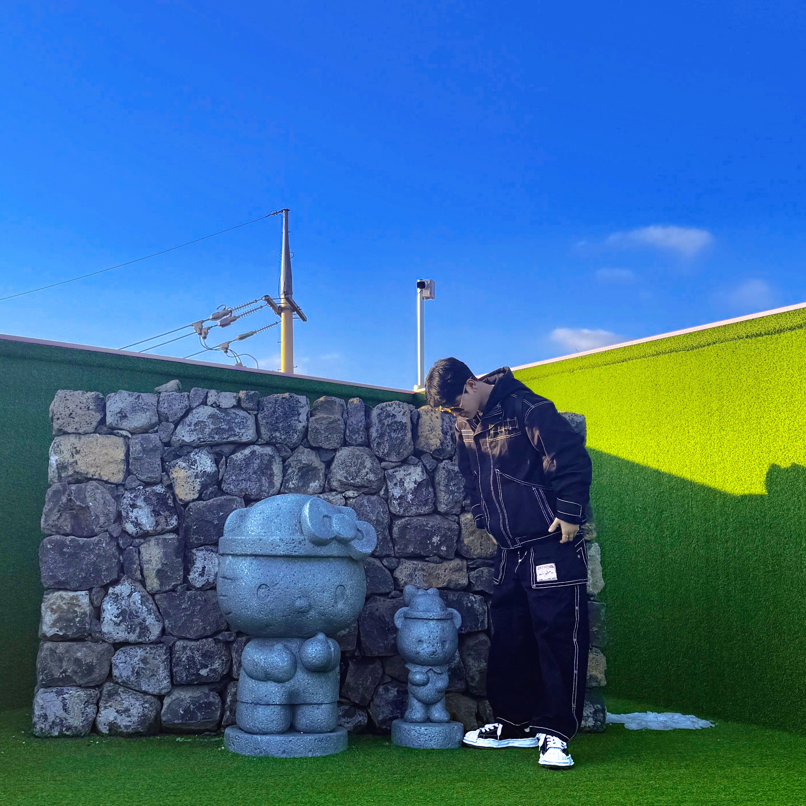 True Religion Pharaoh Jacket Black, True Religion Pharaoh Pants Black 착용 스타일