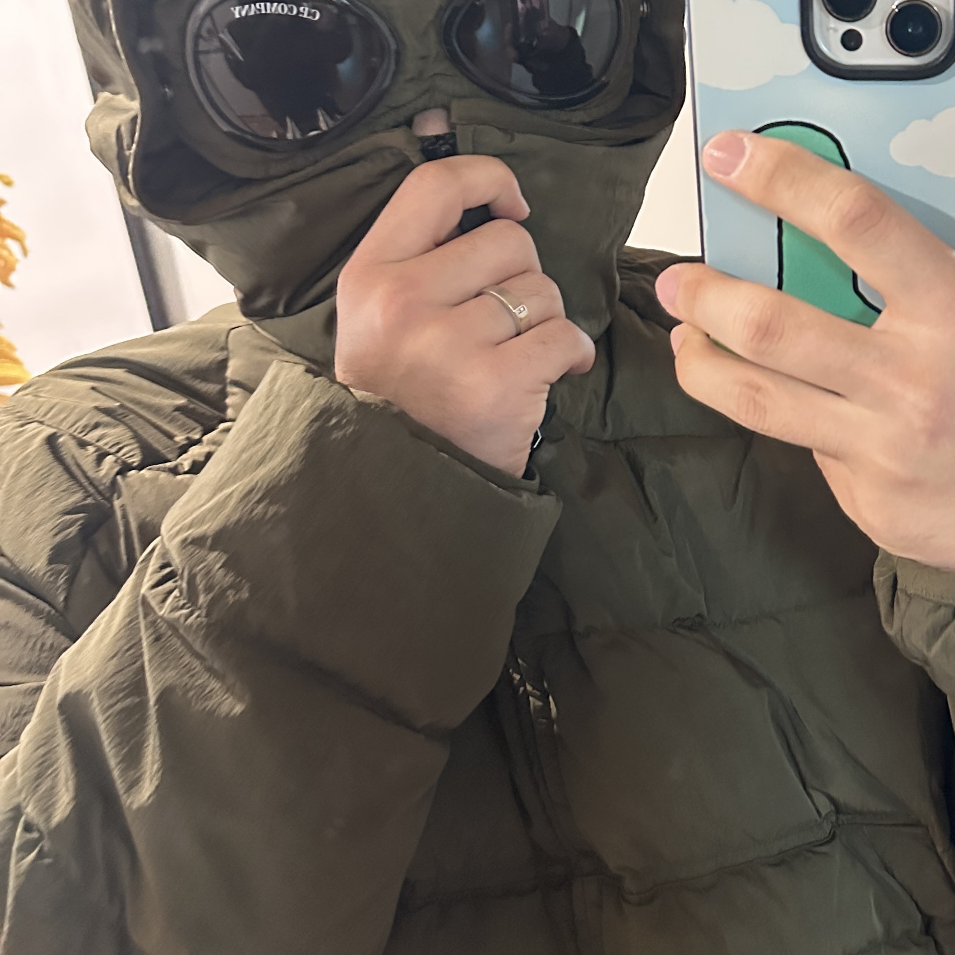 C.P. Company Eco-Chrome R Hooded Down Goggle Jacket Ivy Green - 23FW 착용 스타일 - 7