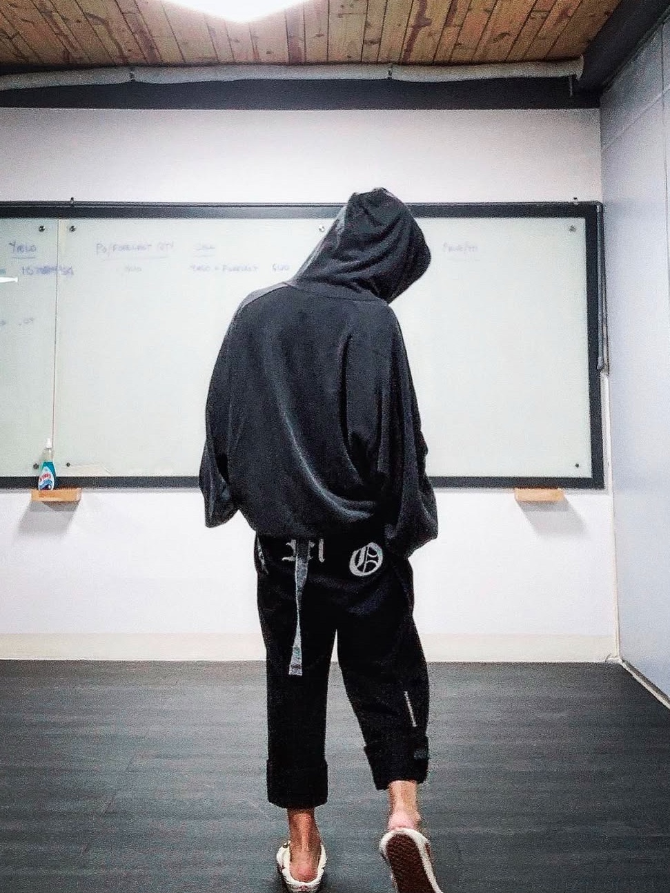 Peaceminusone Work Pants #1 Black, Peaceminusone O-Ring Belt #2 Black 착용 스타일 - 1