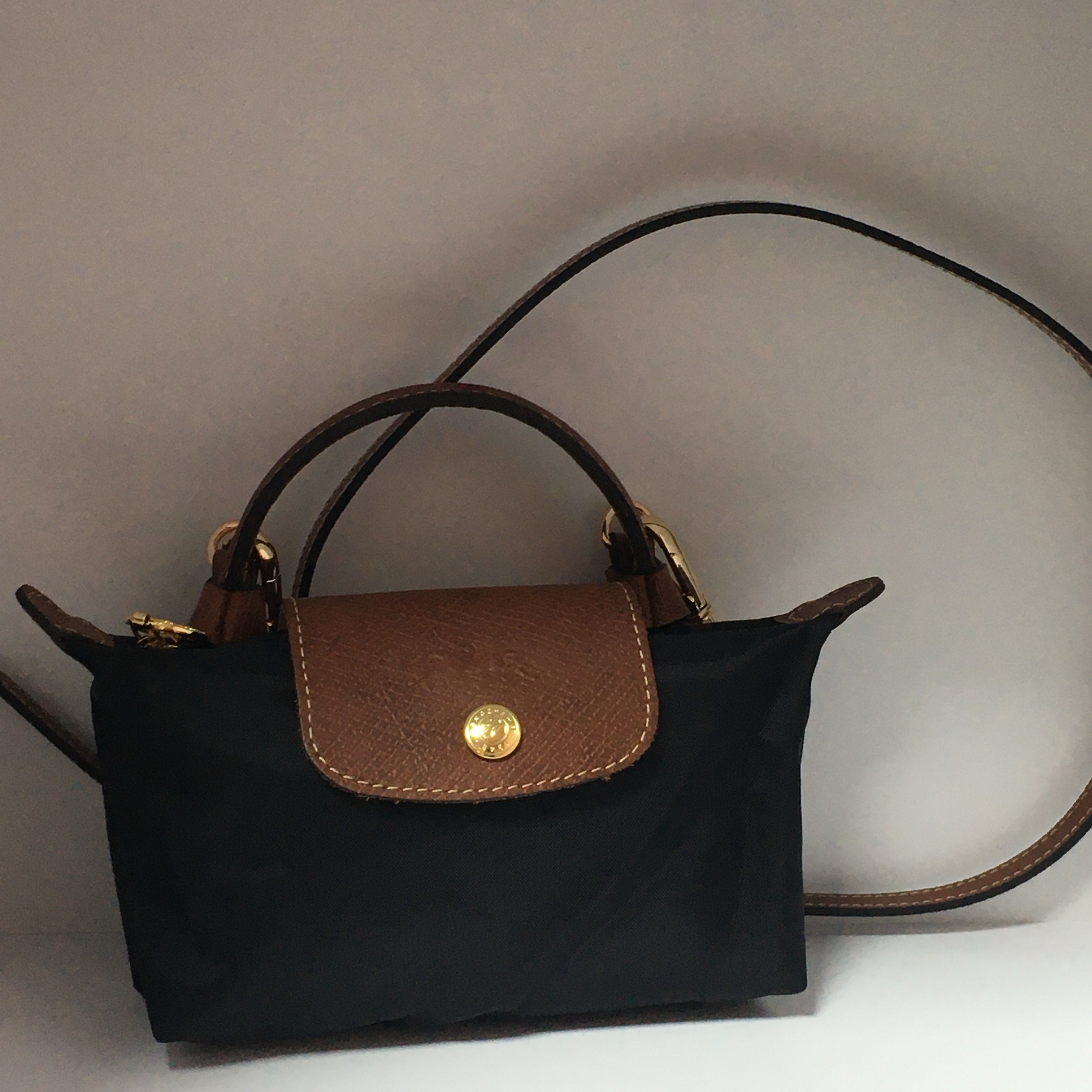 Longchamp Le Pliage Original Handle Pouch Black 착용 스타일