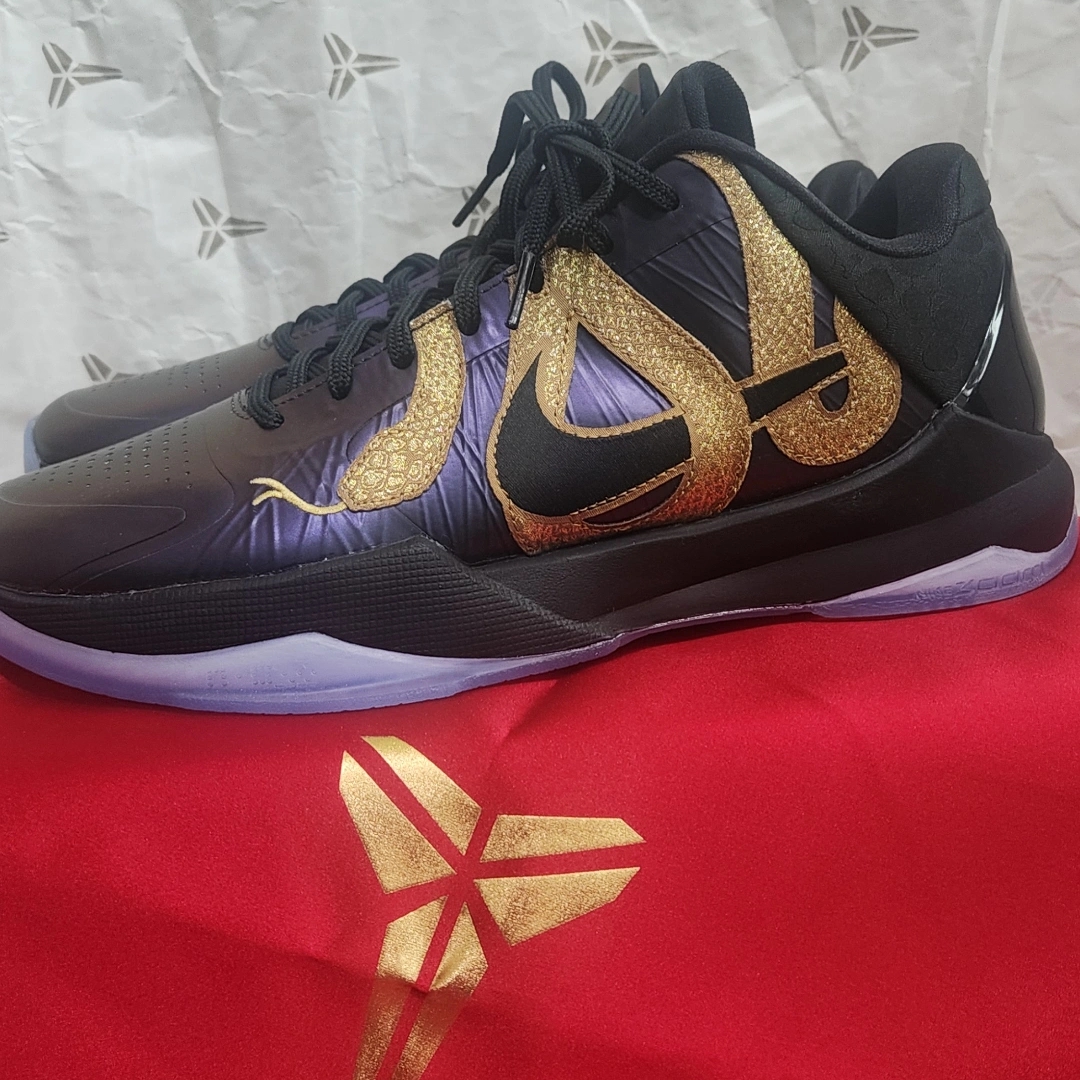Nike Kobe 5 Protro Year of the Mamba Eggplant 착용 스타일