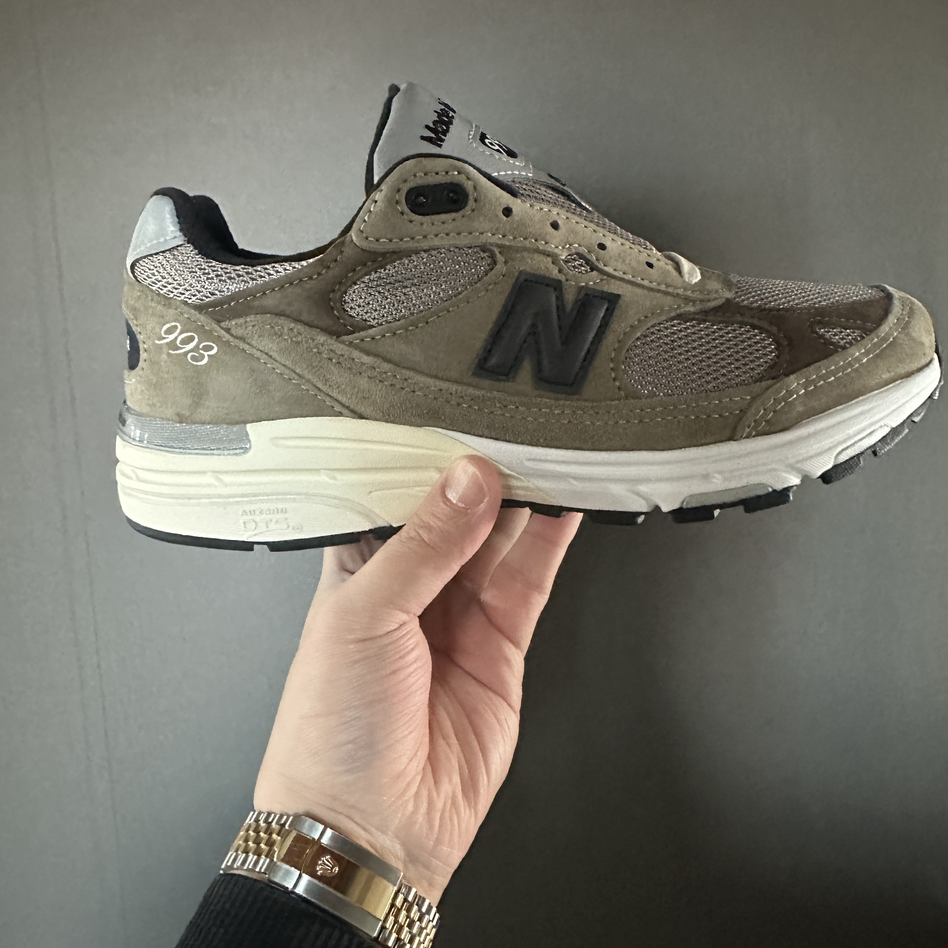New Balance x JJJJound 993 Made in USA Mushroom White 착용 스타일