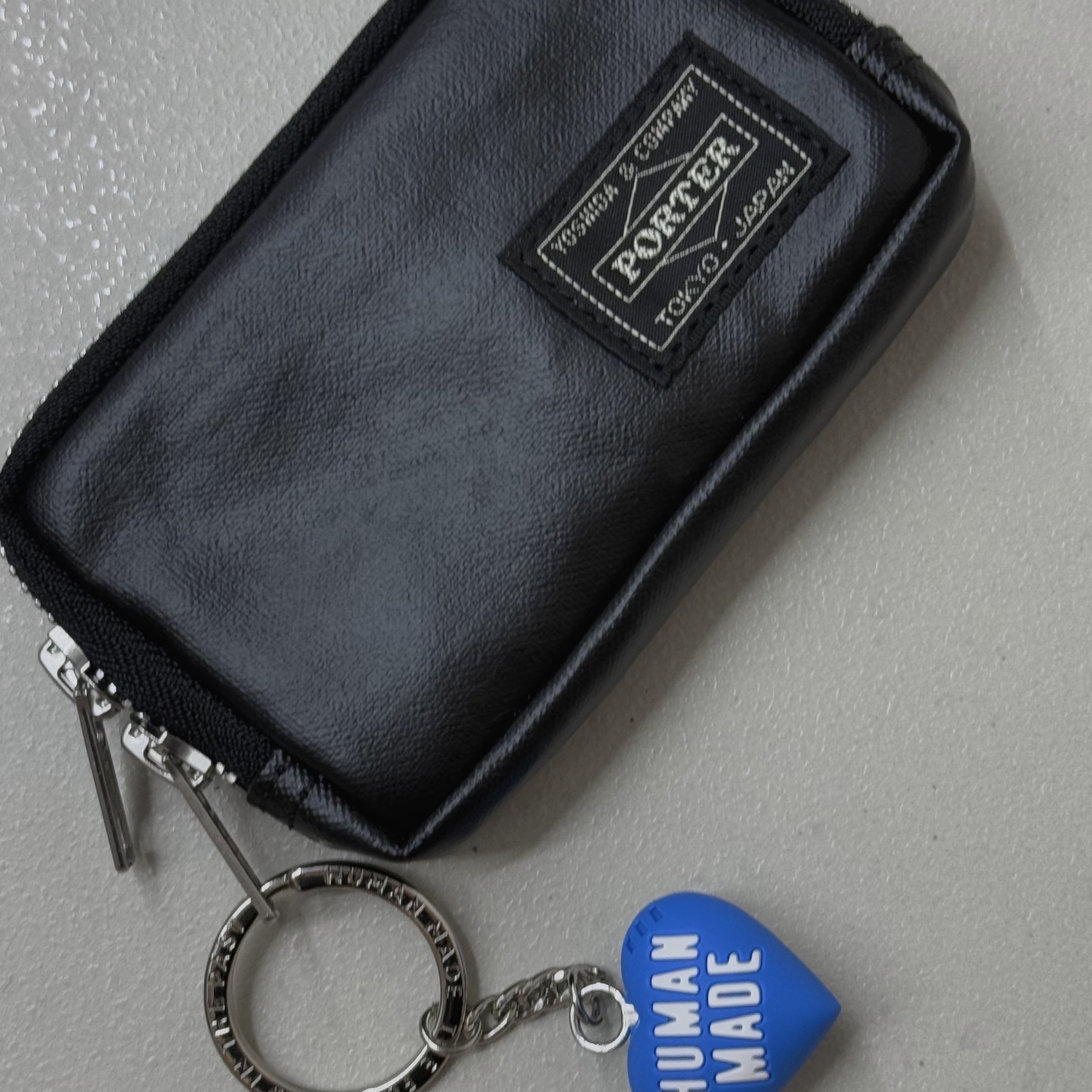 Porter Freestyle Multi Coin Case Black, Human Made Heart Rubber Key Chain Blue 착용 스타일