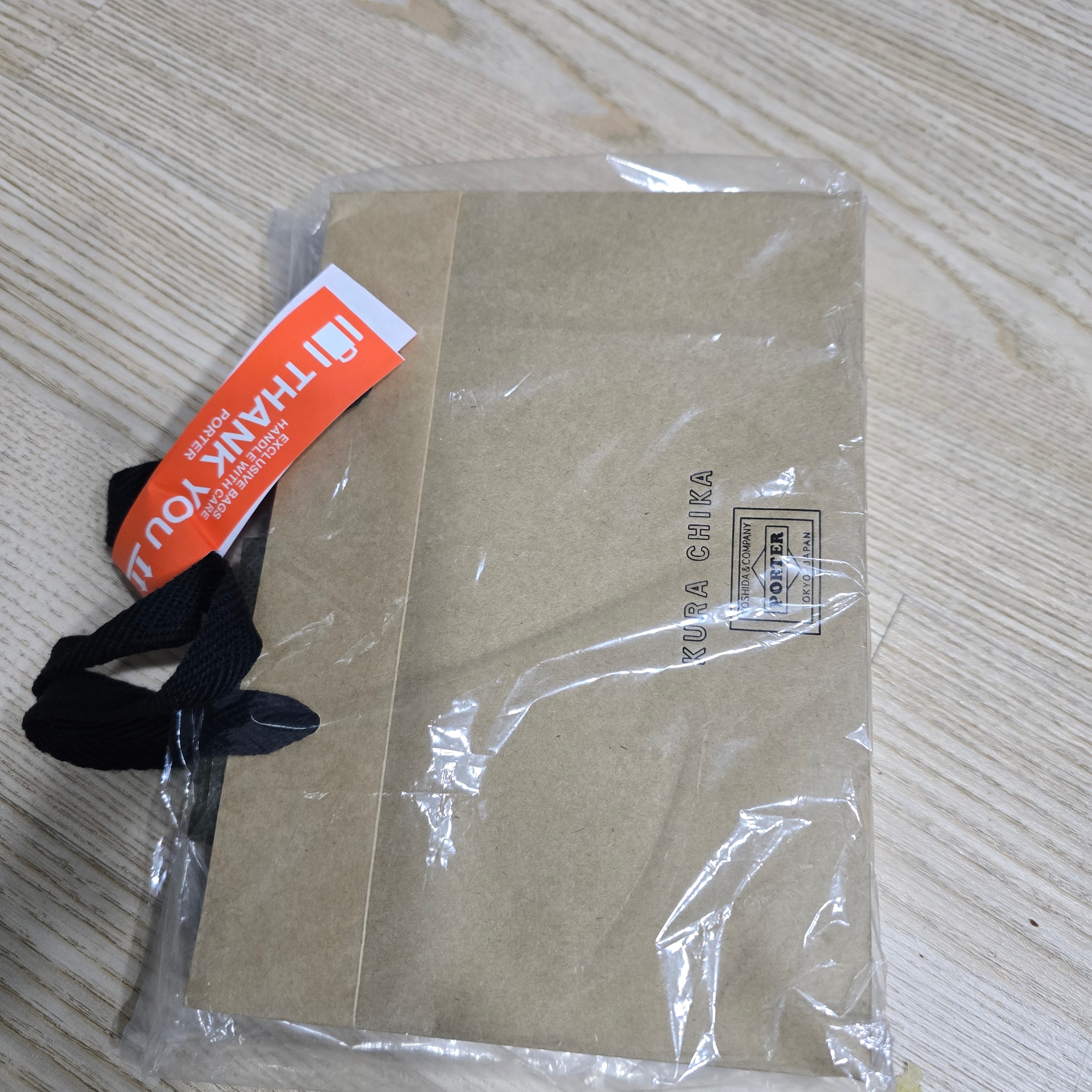 Porter Freestyle Multi Coin Case Black 착용 스타일 - 3