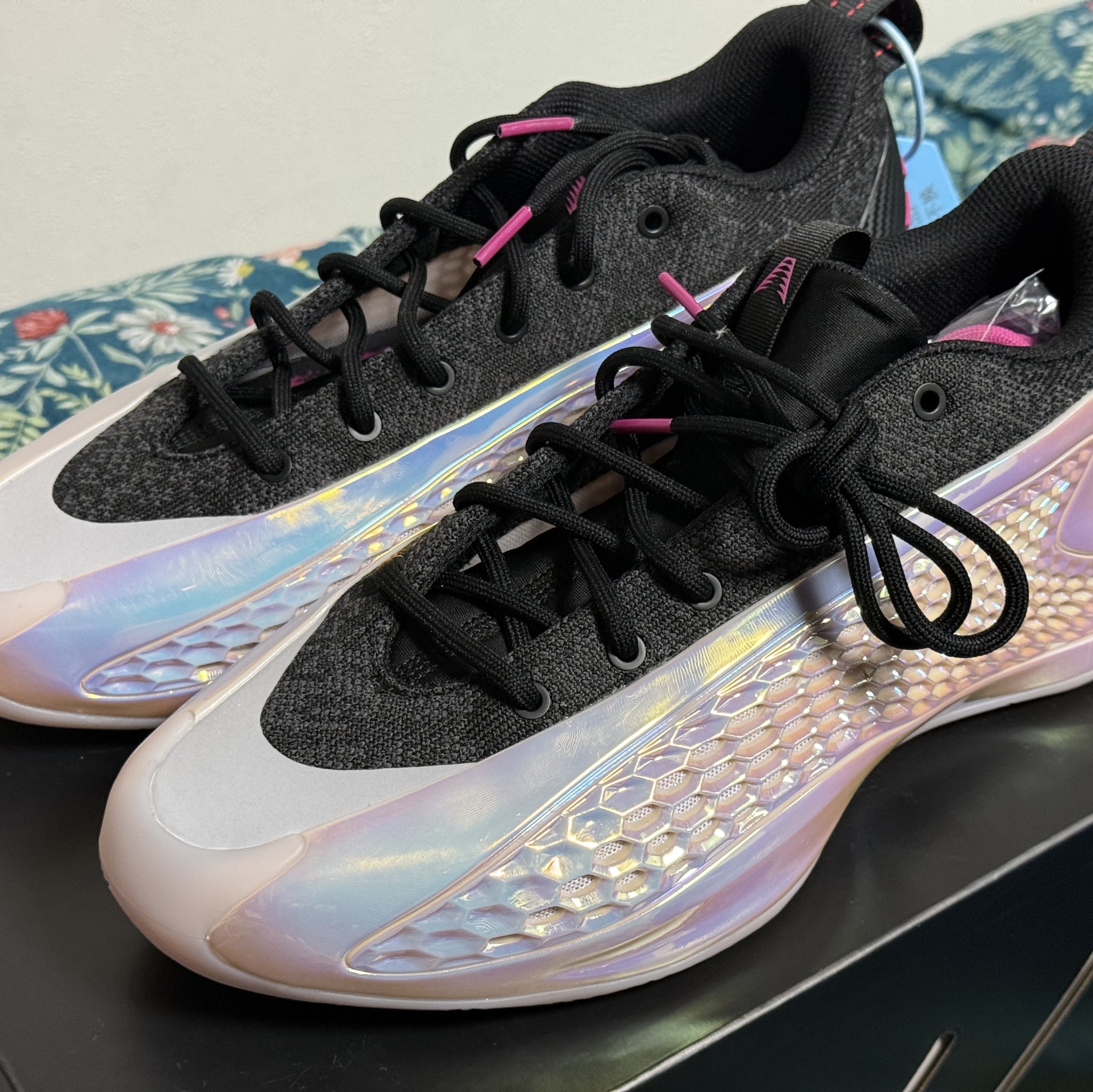 Hoka Bondi 9 Black - Wide, Nike Kobe 6 Protro Reverse 착용 스타일 - 2