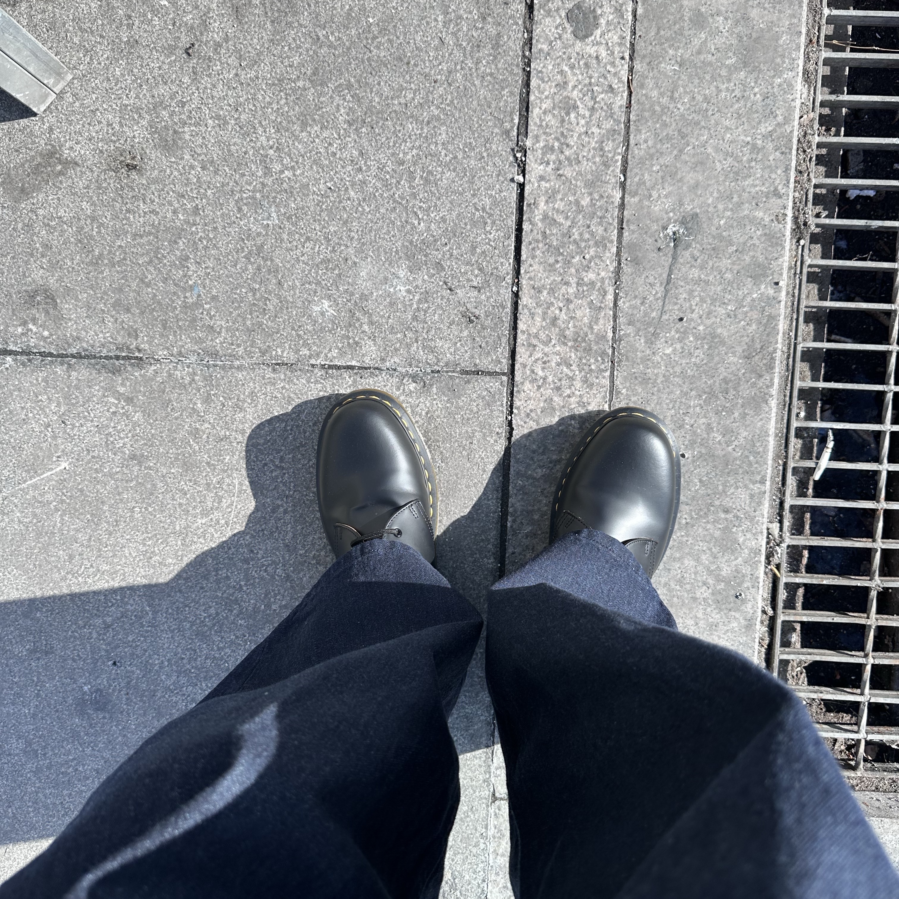 Dr. Martens 1461 Smooth Black 착용 스타일