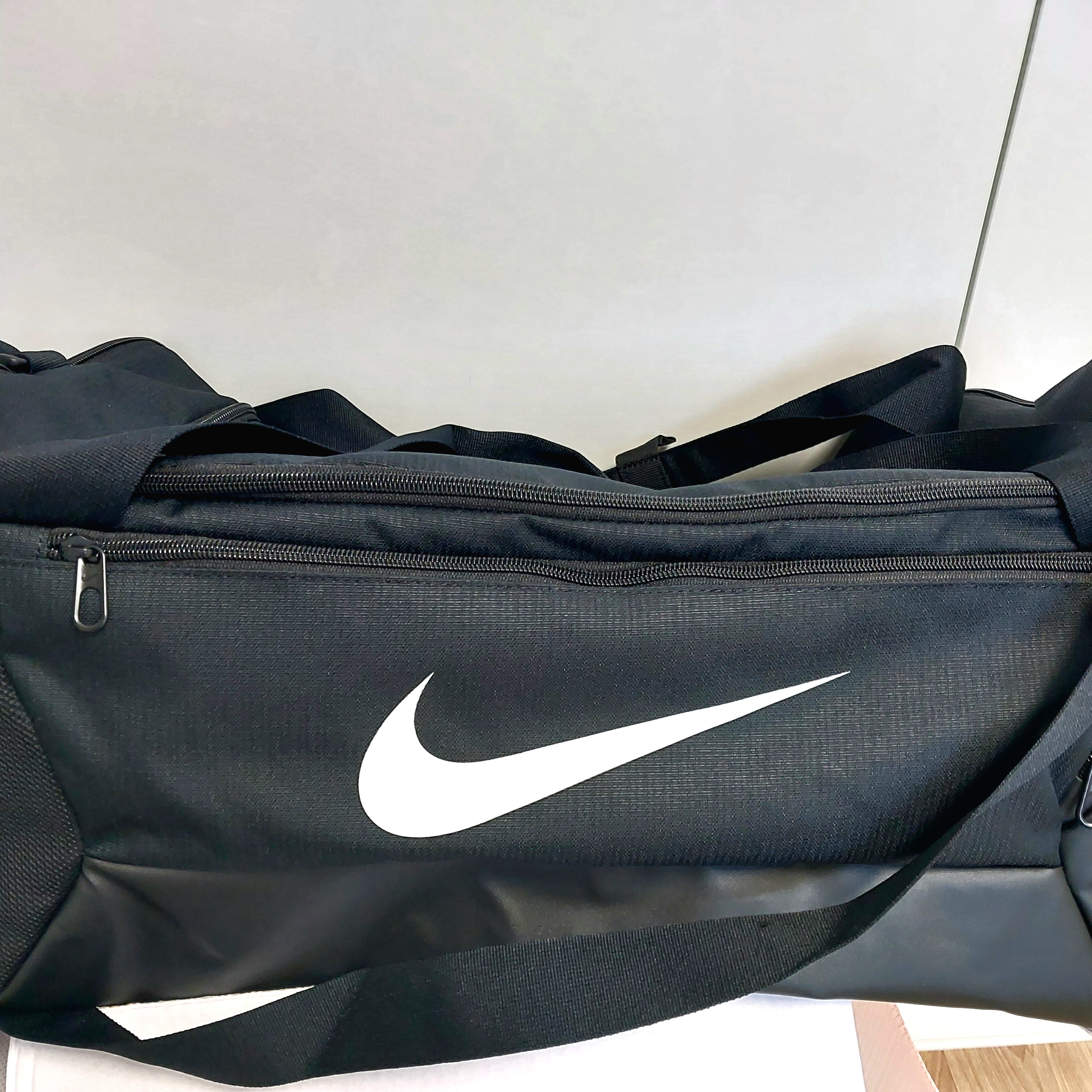Nike Brasilia 9.5 Training Duffle Bag Small 41L Black 착용 스타일